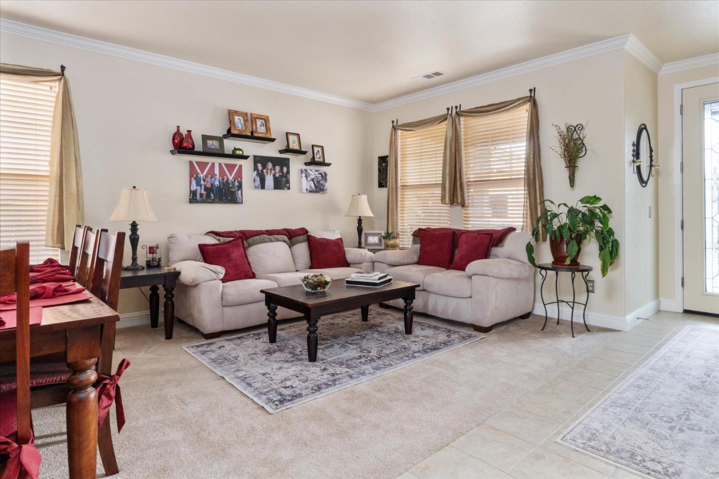 Detail Gallery Image 8 of 43 For 112 Gold Standard Ct, Valley Springs,  CA 95252 - 4 Beds | 3 Baths