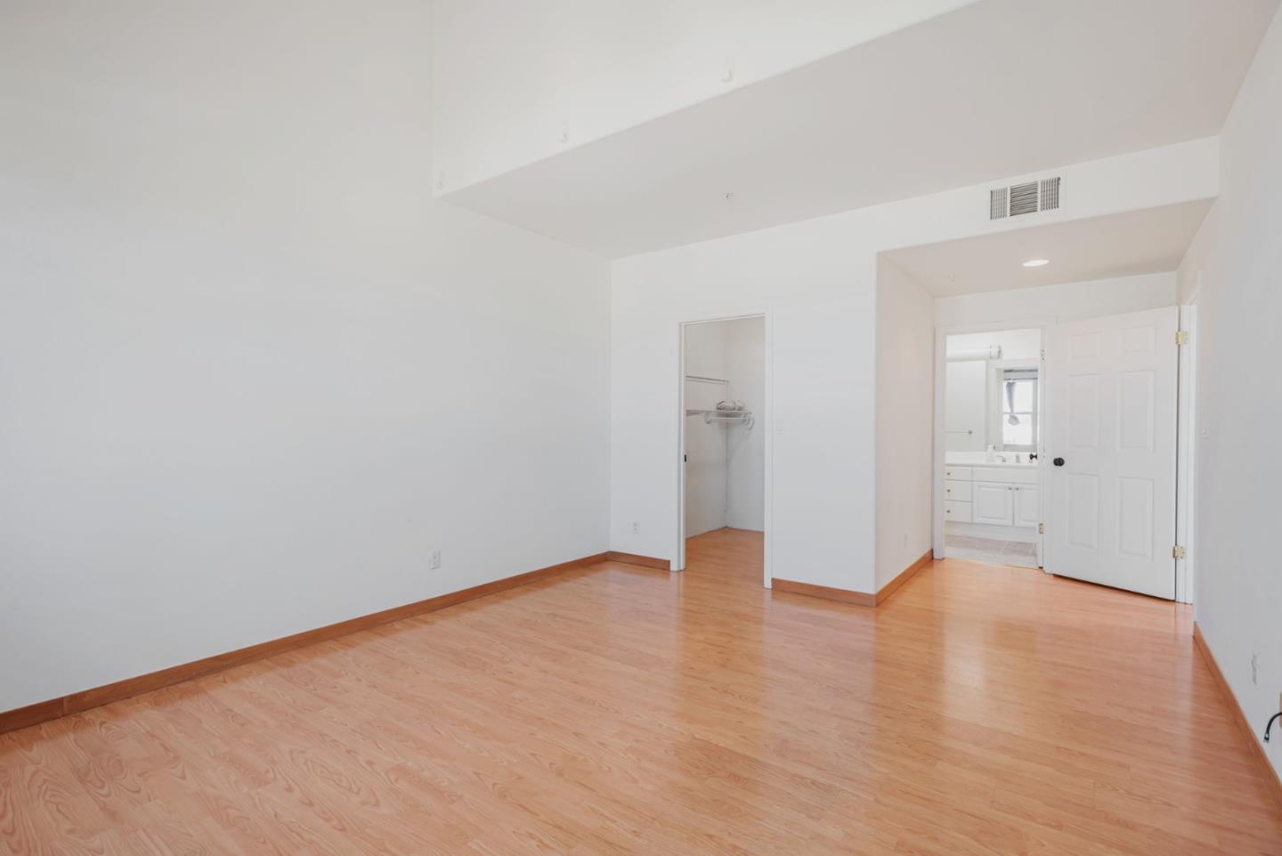 Detail Gallery Image 25 of 36 For 88 17th Ave #304,  San Mateo,  CA 94402 - 2 Beds | 2 Baths