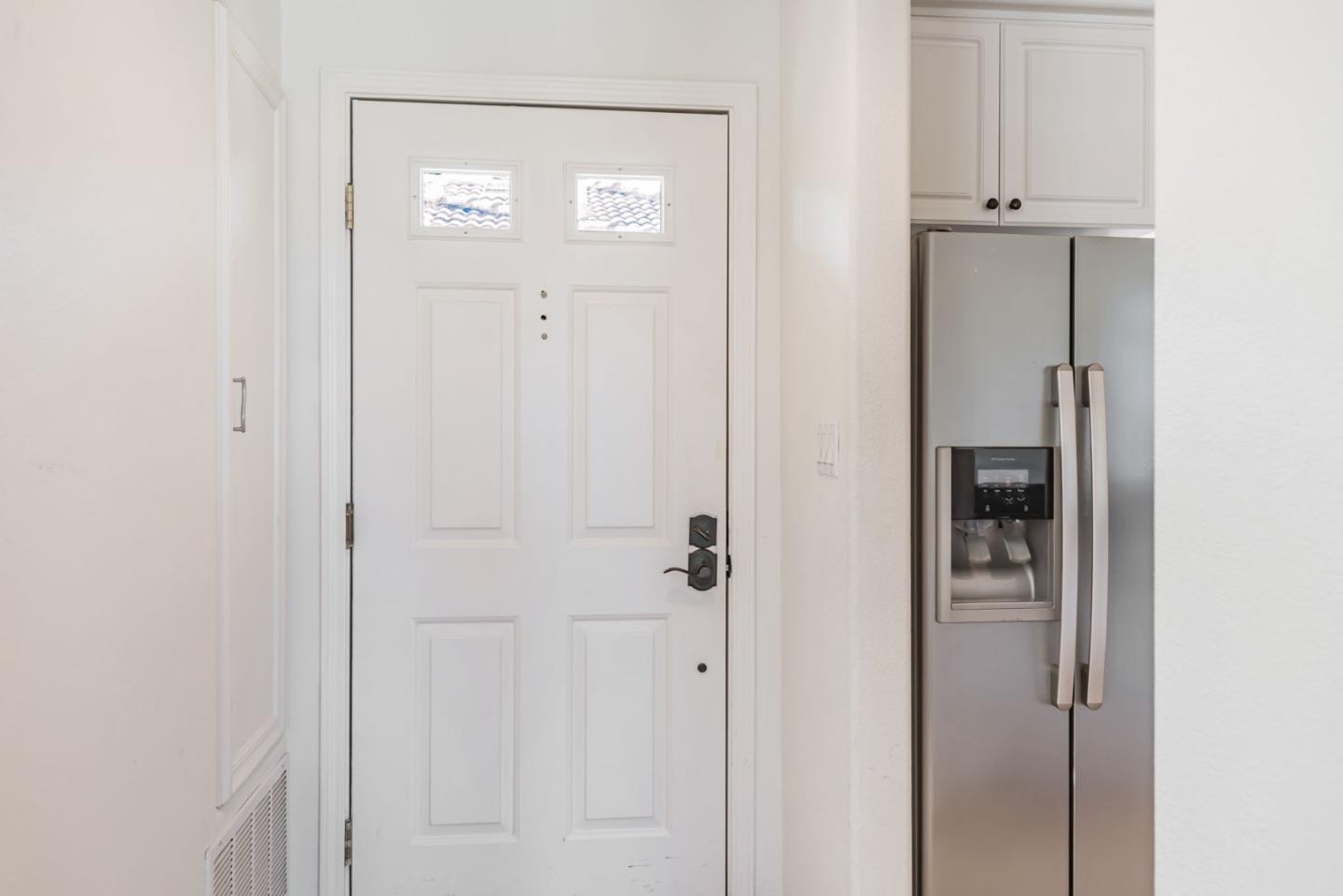 Detail Gallery Image 9 of 36 For 88 17th Ave #304,  San Mateo,  CA 94402 - 2 Beds | 2 Baths