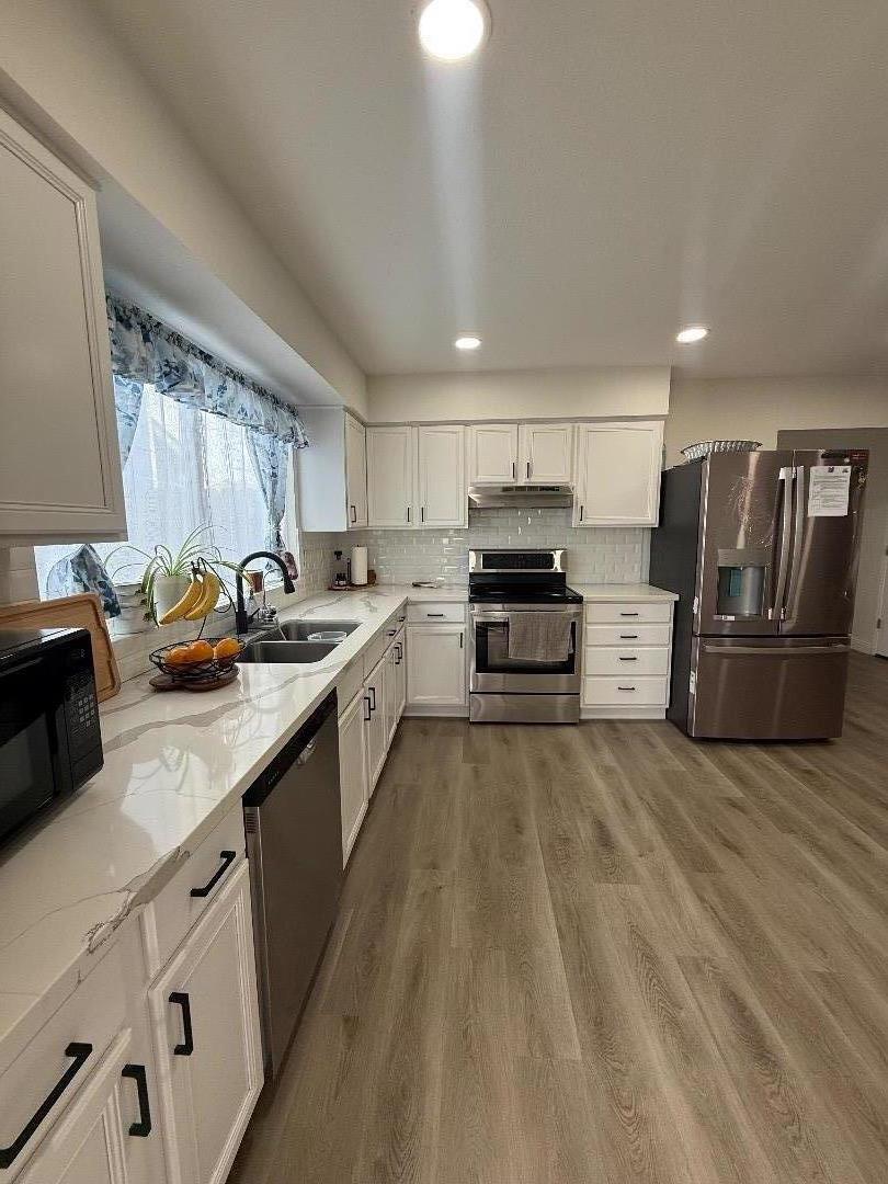 Detail Gallery Image 8 of 15 For 170 Willow Springs Ave, Coalinga,  CA 93210 - 3 Beds | 2 Baths