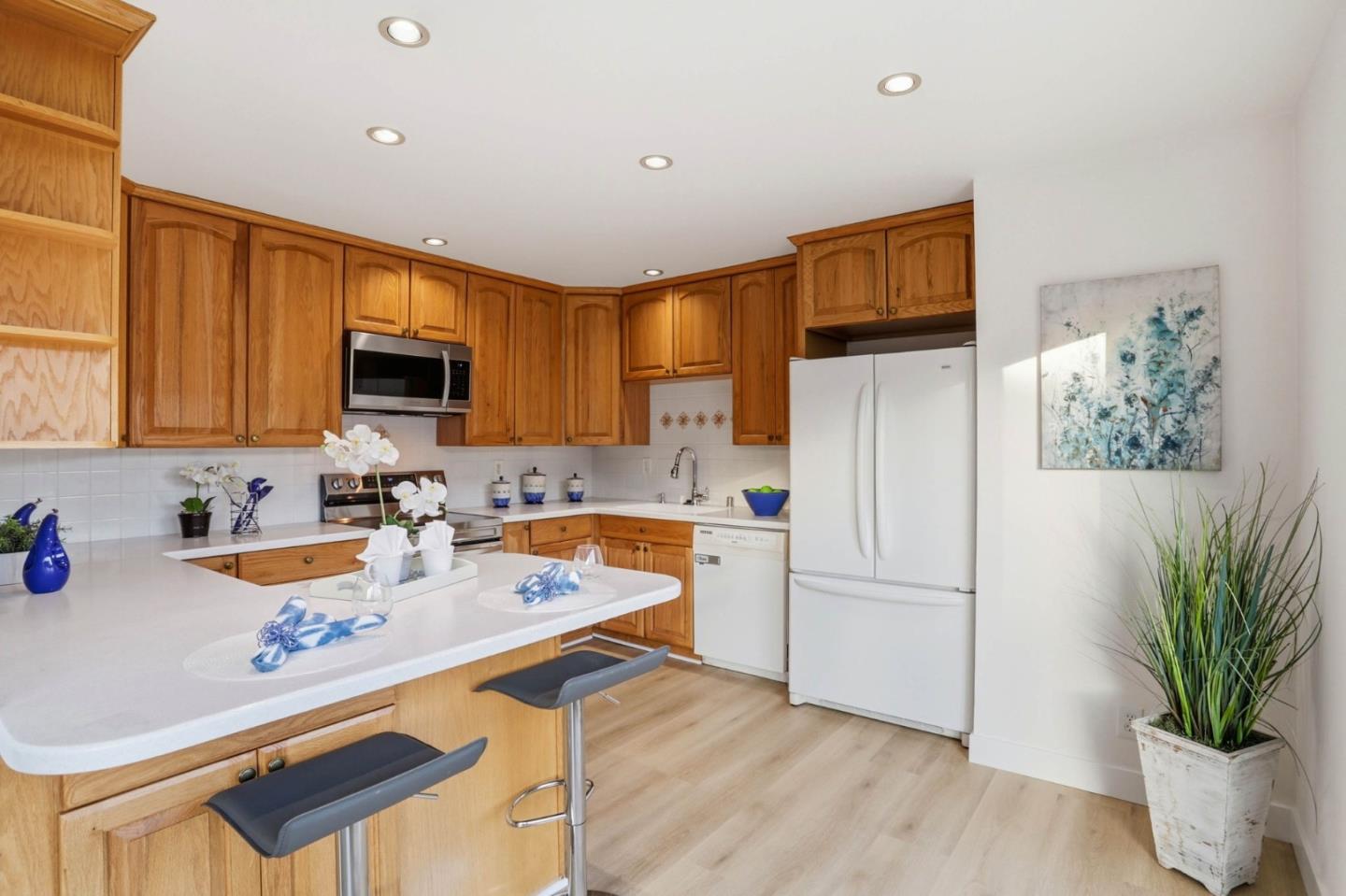 Detail Gallery Image 12 of 34 For 828 Calero Ave, San Jose,  CA 95123 - 3 Beds | 2 Baths