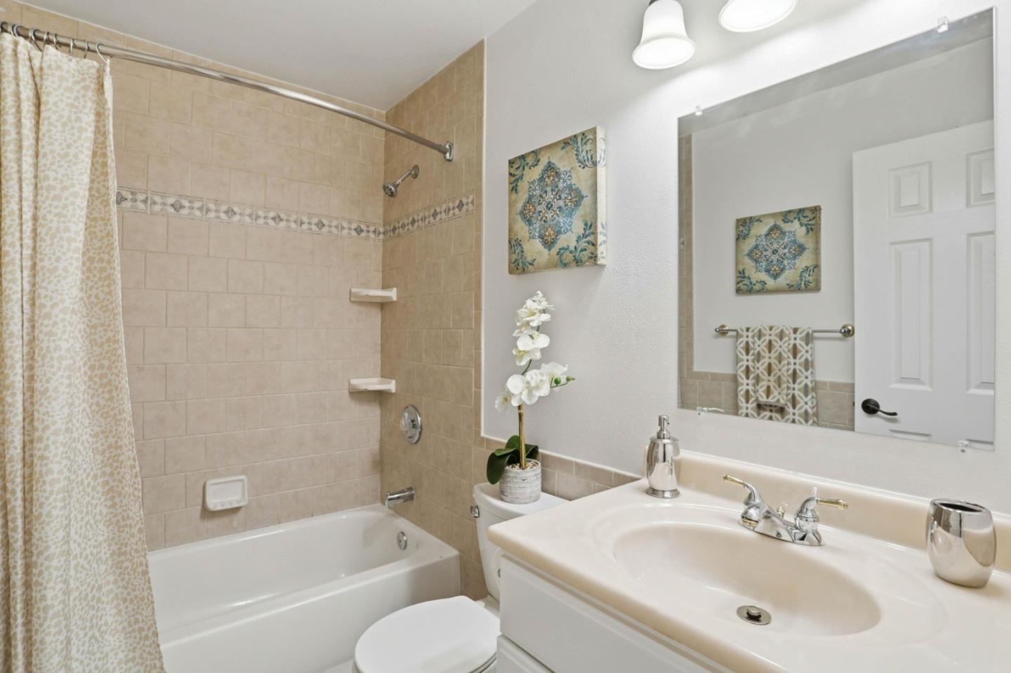 Detail Gallery Image 20 of 34 For 828 Calero Ave, San Jose,  CA 95123 - 3 Beds | 2 Baths