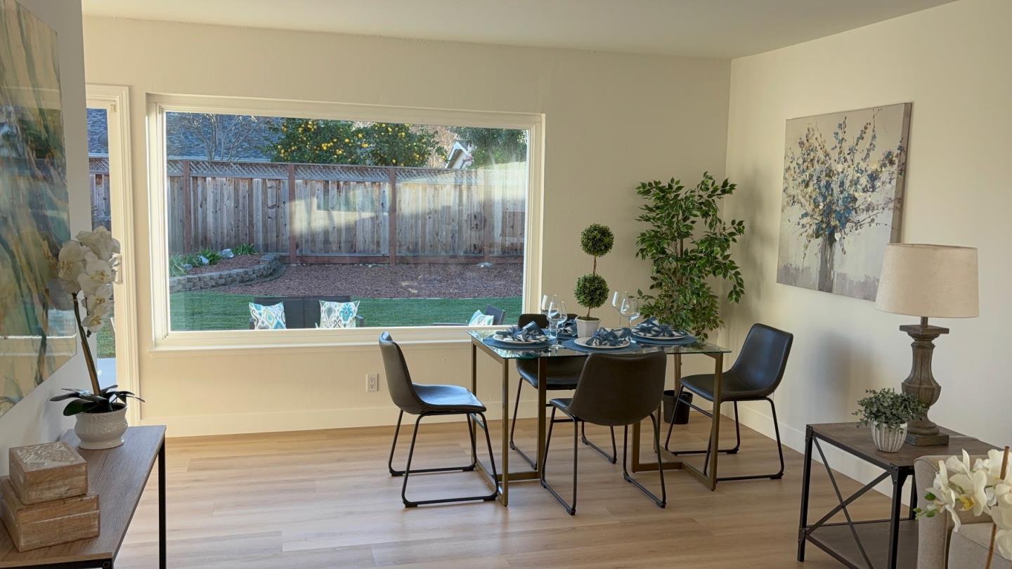 Detail Gallery Image 4 of 9 For 828 Calero Ave, San Jose,  CA 95123 - 3 Beds | 2 Baths