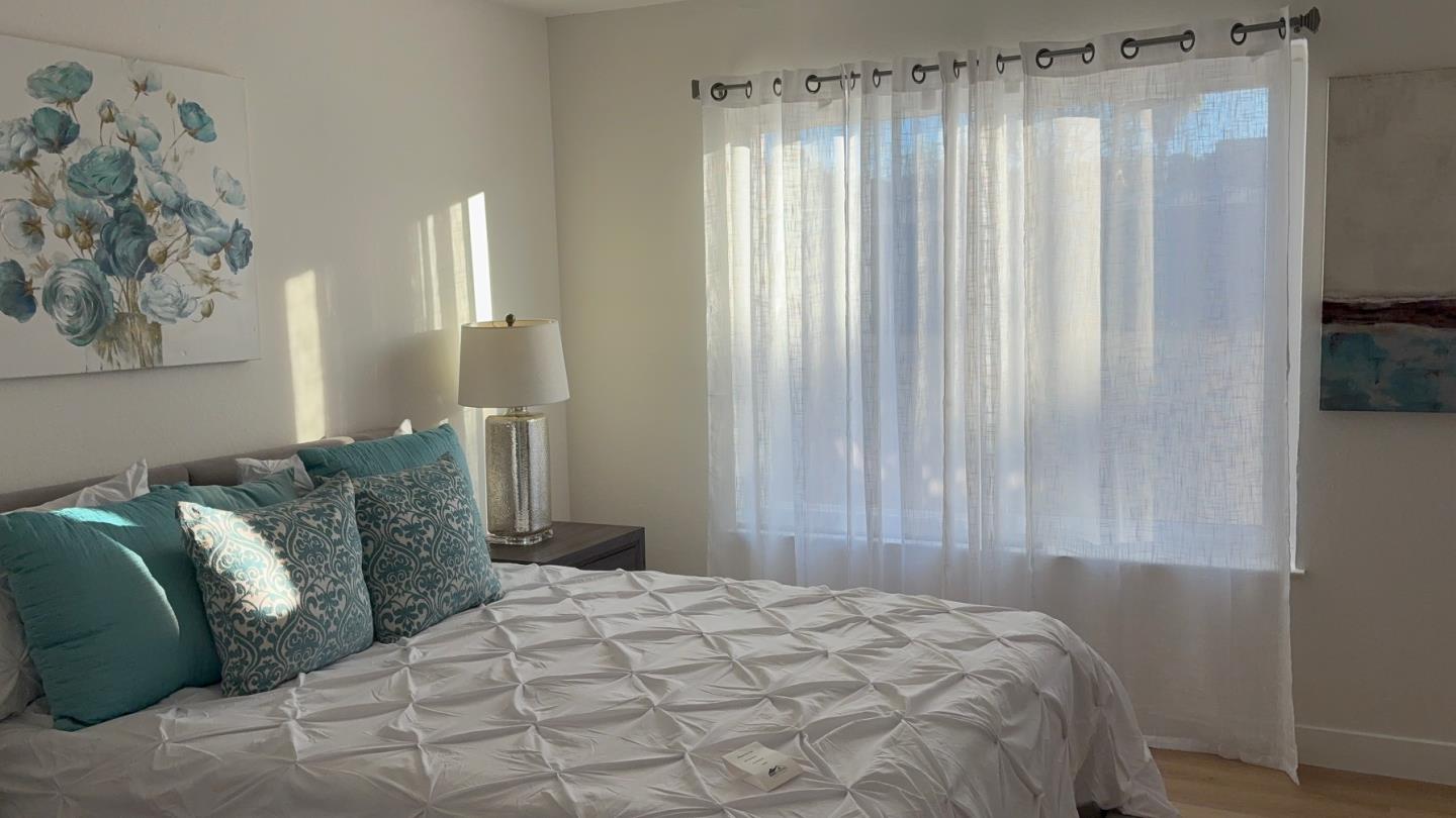 Detail Gallery Image 6 of 9 For 828 Calero Ave, San Jose,  CA 95123 - 3 Beds | 2 Baths