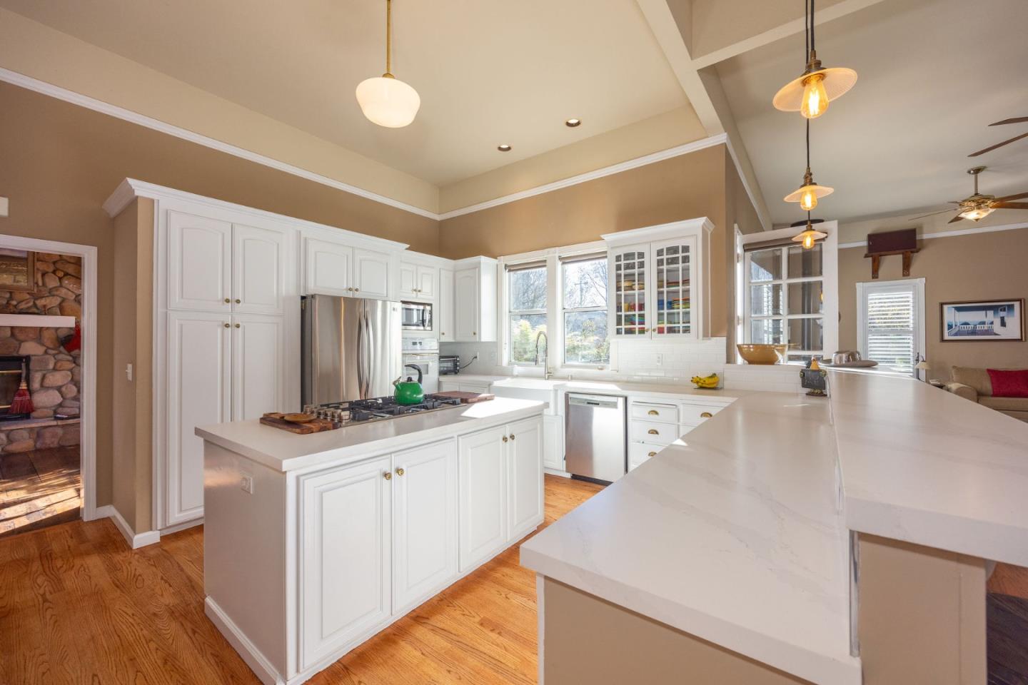 Detail Gallery Image 4 of 54 For 393 Stage Rd, Pescadero,  CA 94060 - 6 Beds | 5 Baths