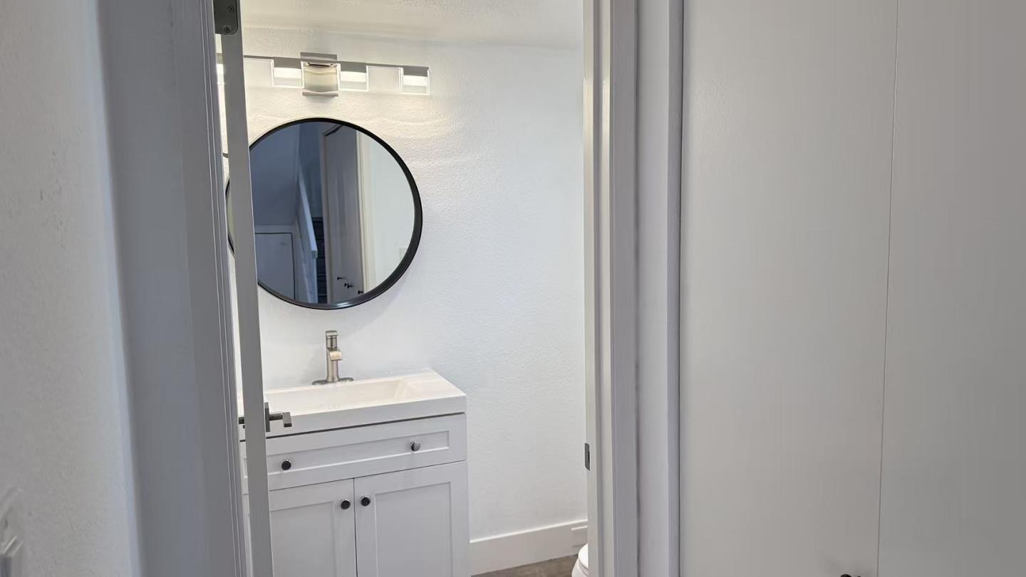 Detail Gallery Image 28 of 30 For 1734 W El Camino Real #7,  Mountain View,  CA 94040 - 2 Beds | 1/1 Baths