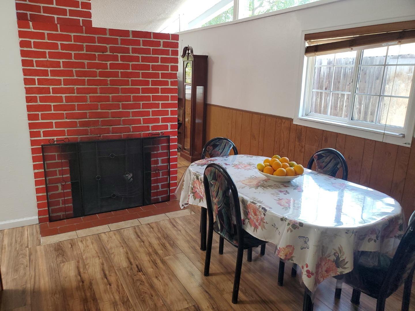 Detail Gallery Image 10 of 25 For 1655 Marsh St, San Jose,  CA 95122 - 3 Beds | 2 Baths