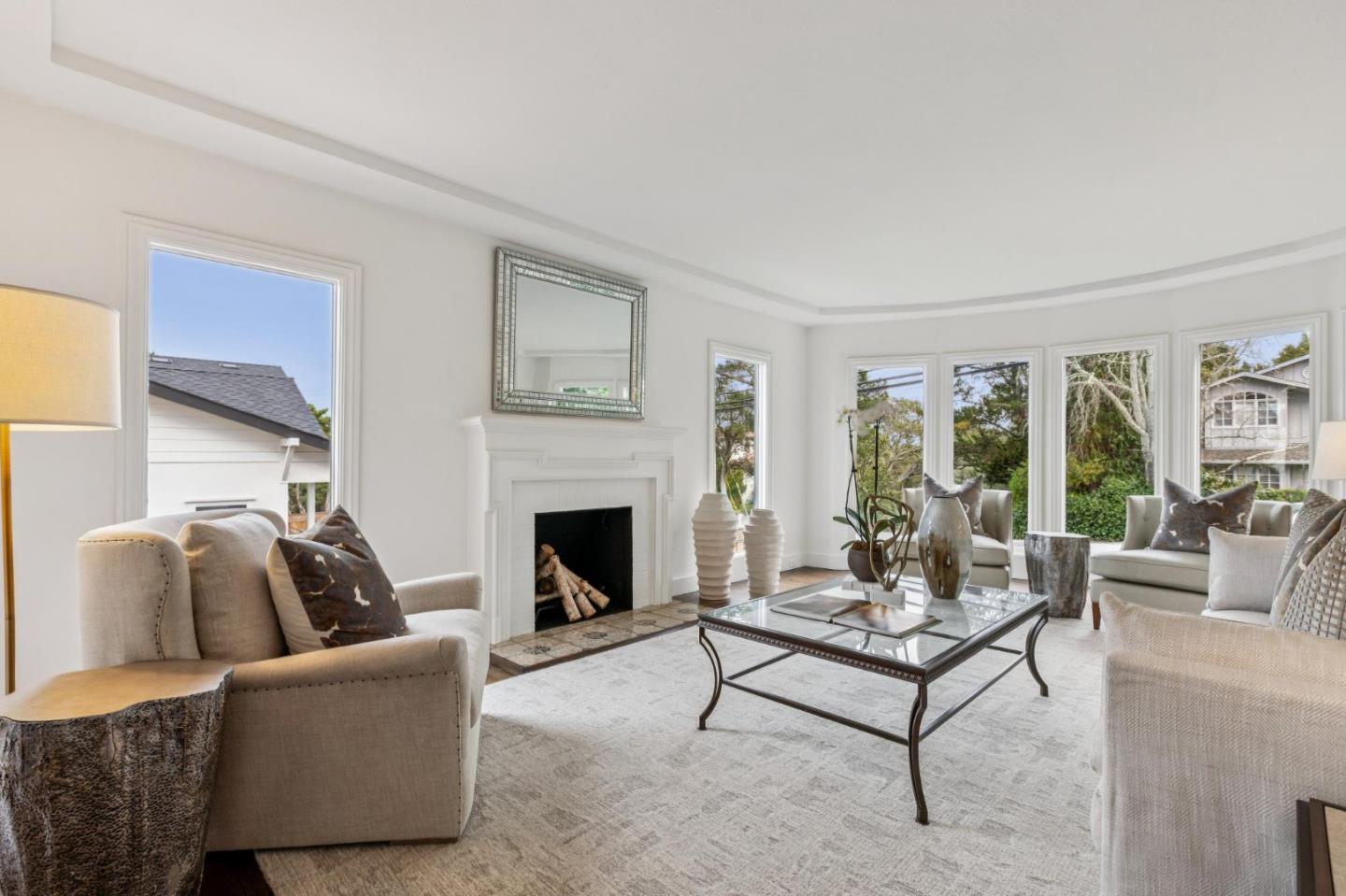 Detail Gallery Image 15 of 101 For 2900 Hillside Dr, Burlingame,  CA 94010 - 5 Beds | 3 Baths