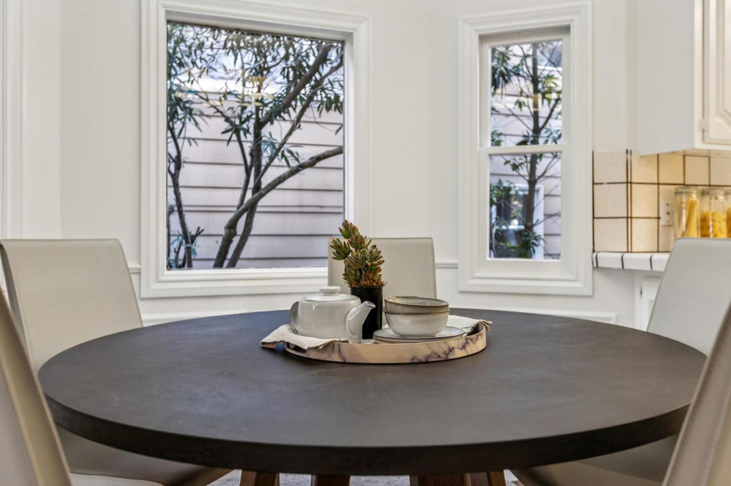 Detail Gallery Image 31 of 101 For 2900 Hillside Dr, Burlingame,  CA 94010 - 5 Beds | 3 Baths