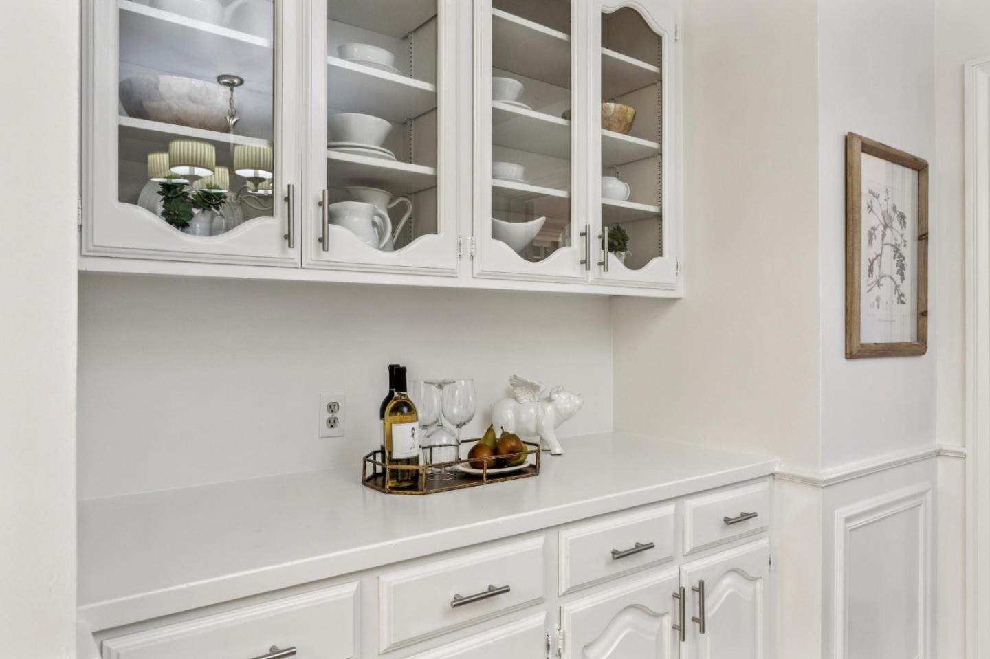 Detail Gallery Image 33 of 101 For 2900 Hillside Dr, Burlingame,  CA 94010 - 5 Beds | 3 Baths