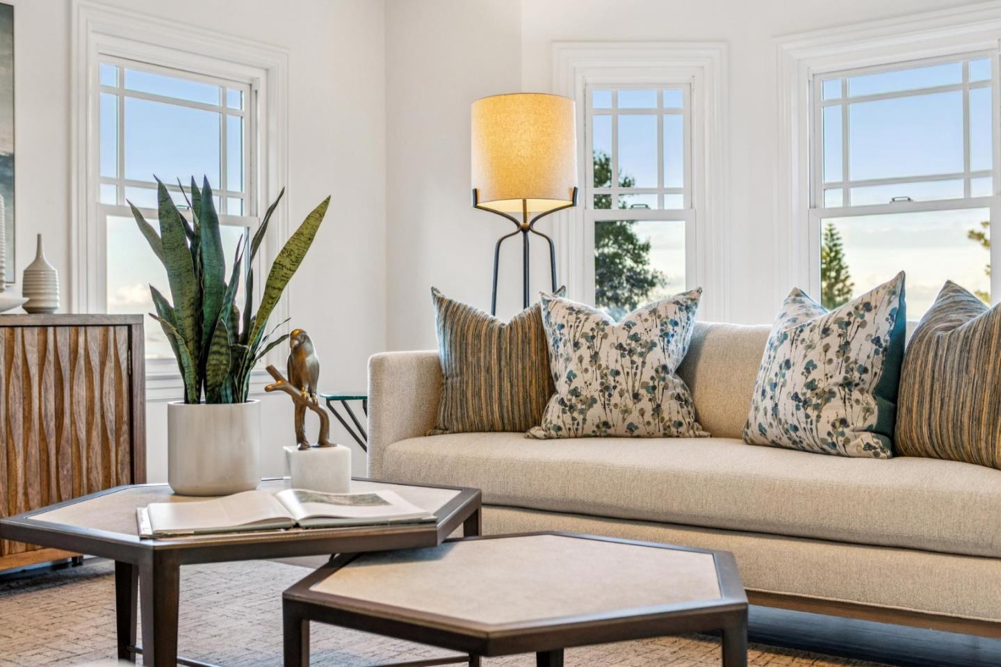 Detail Gallery Image 54 of 101 For 2900 Hillside Dr, Burlingame,  CA 94010 - 5 Beds | 3 Baths