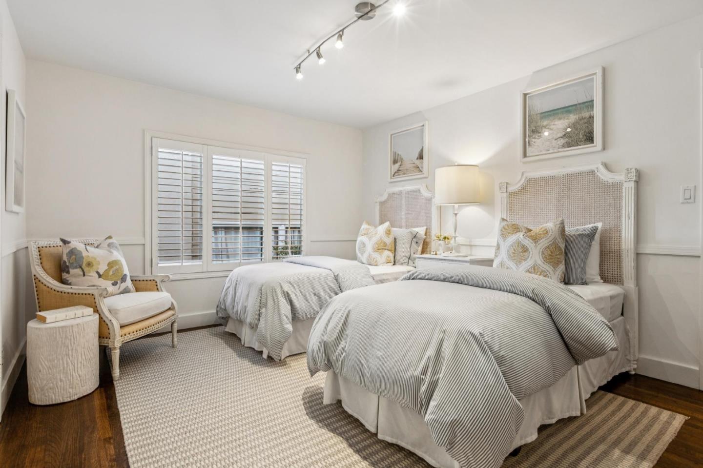 Detail Gallery Image 79 of 101 For 2900 Hillside Dr, Burlingame,  CA 94010 - 5 Beds | 3 Baths