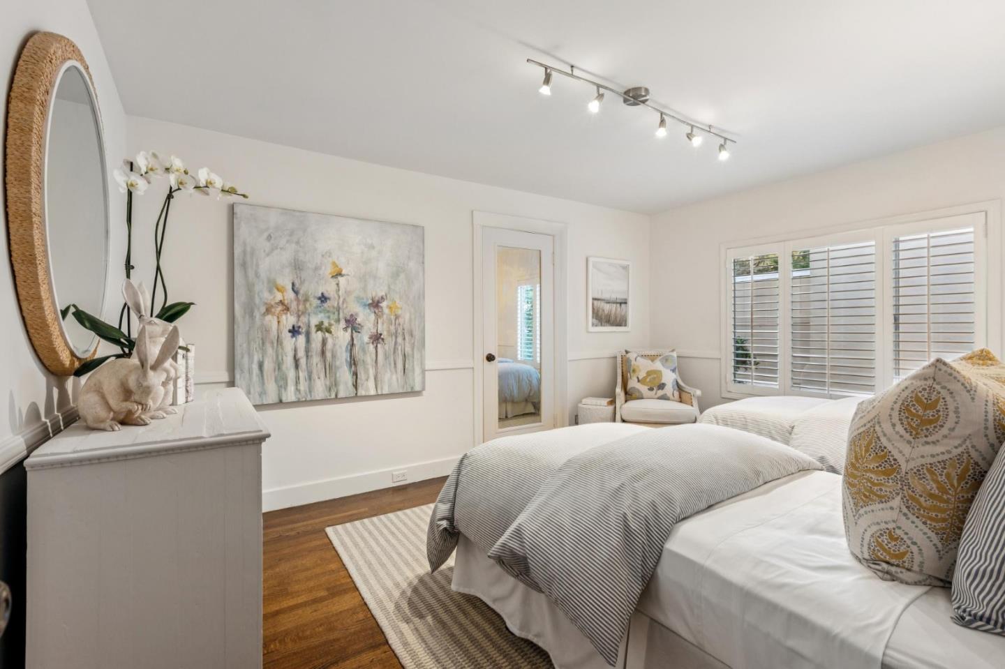 Detail Gallery Image 80 of 101 For 2900 Hillside Dr, Burlingame,  CA 94010 - 5 Beds | 3 Baths