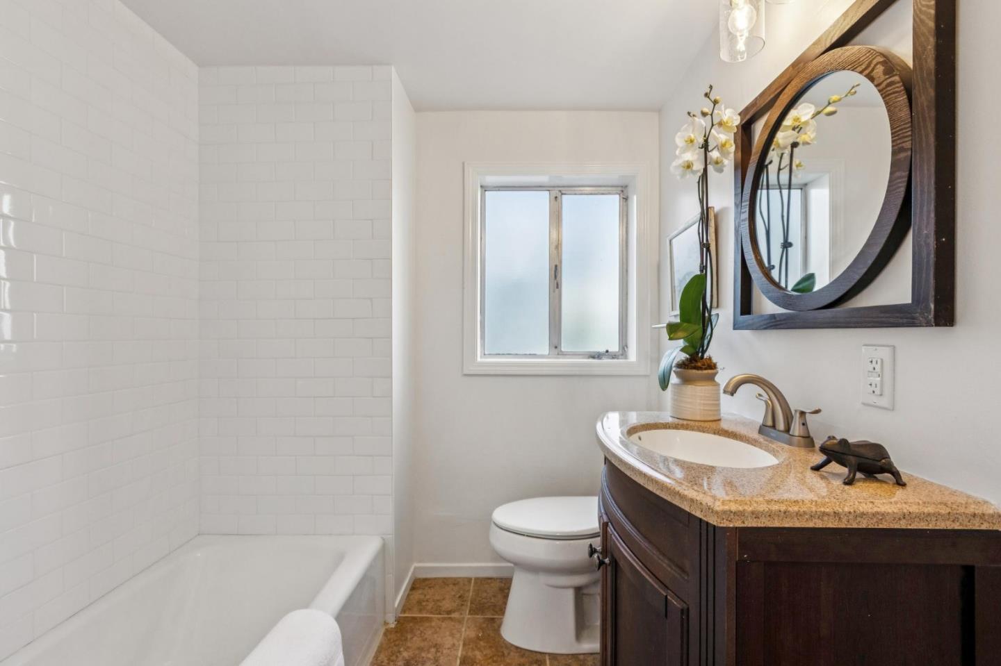 Detail Gallery Image 87 of 101 For 2900 Hillside Dr, Burlingame,  CA 94010 - 5 Beds | 3 Baths