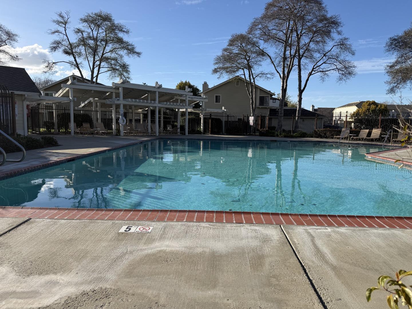 Detail Gallery Image 24 of 25 For 3754 Bobwhite Ter, Fremont,  CA 94555 - 2 Beds | 2/1 Baths