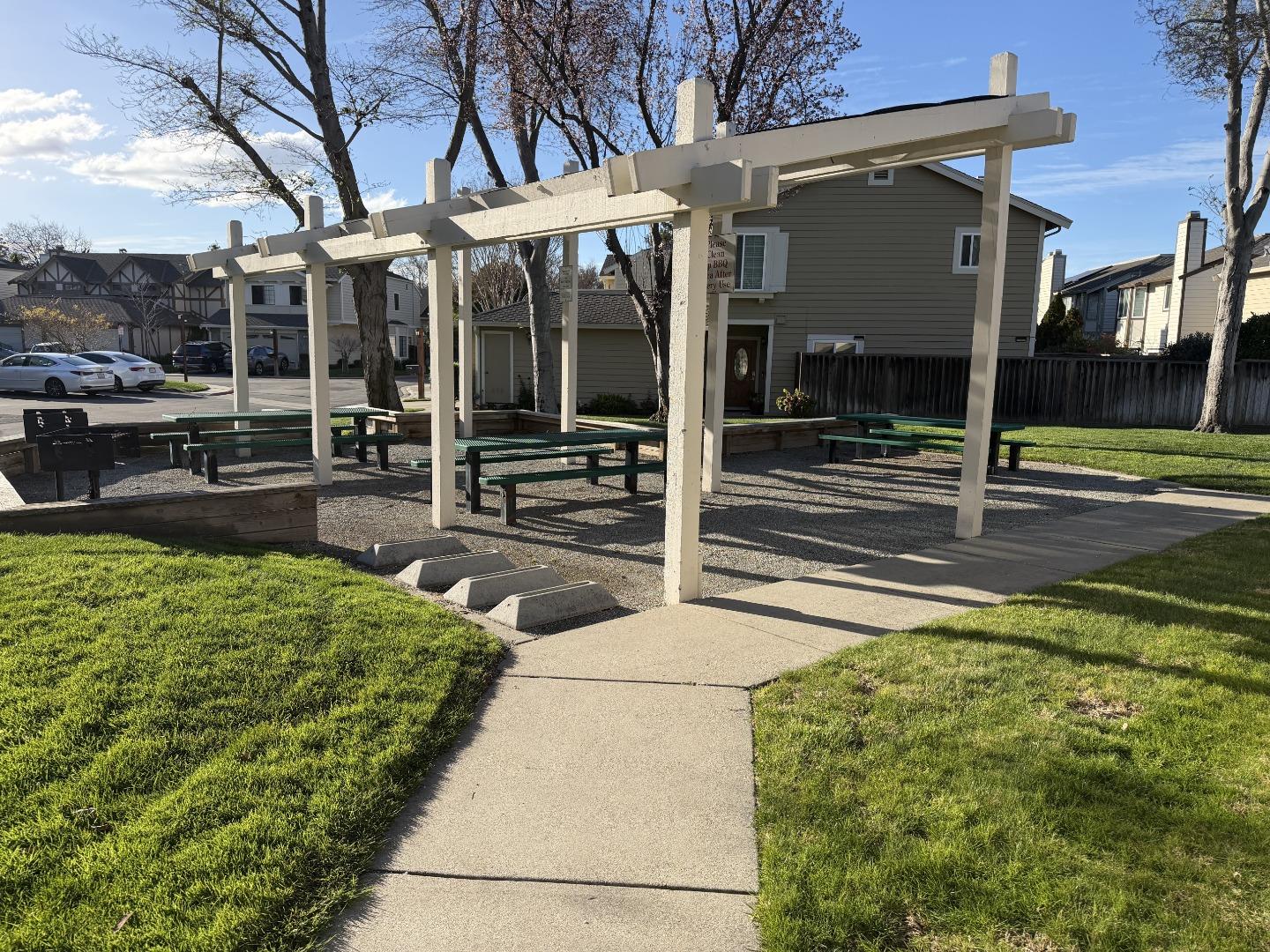 Detail Gallery Image 25 of 25 For 3754 Bobwhite Ter, Fremont,  CA 94555 - 2 Beds | 2/1 Baths