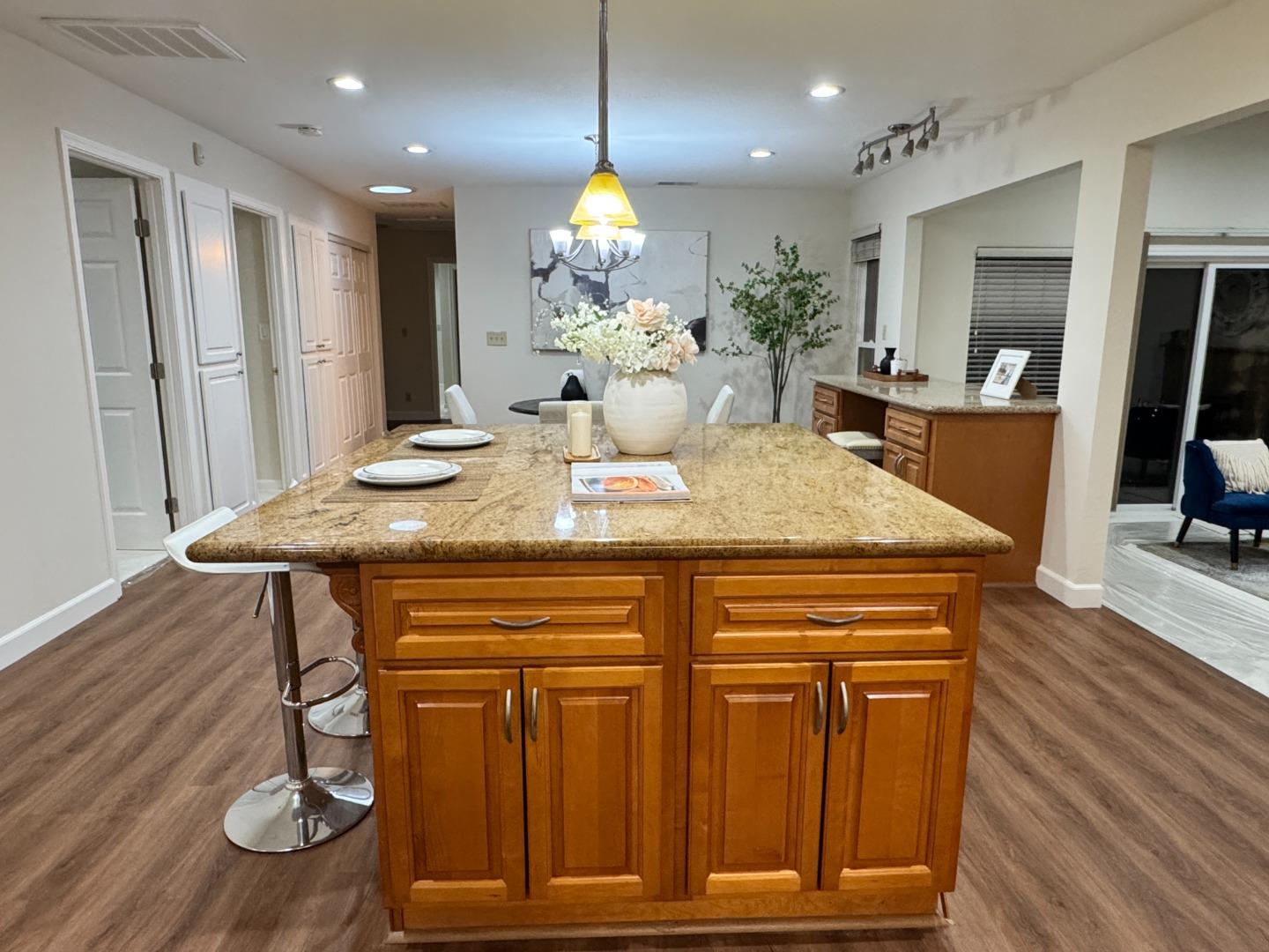 Detail Gallery Image 10 of 32 For 2329 Dorval Dr, San Jose,  CA 95130 - 4 Beds | 3 Baths