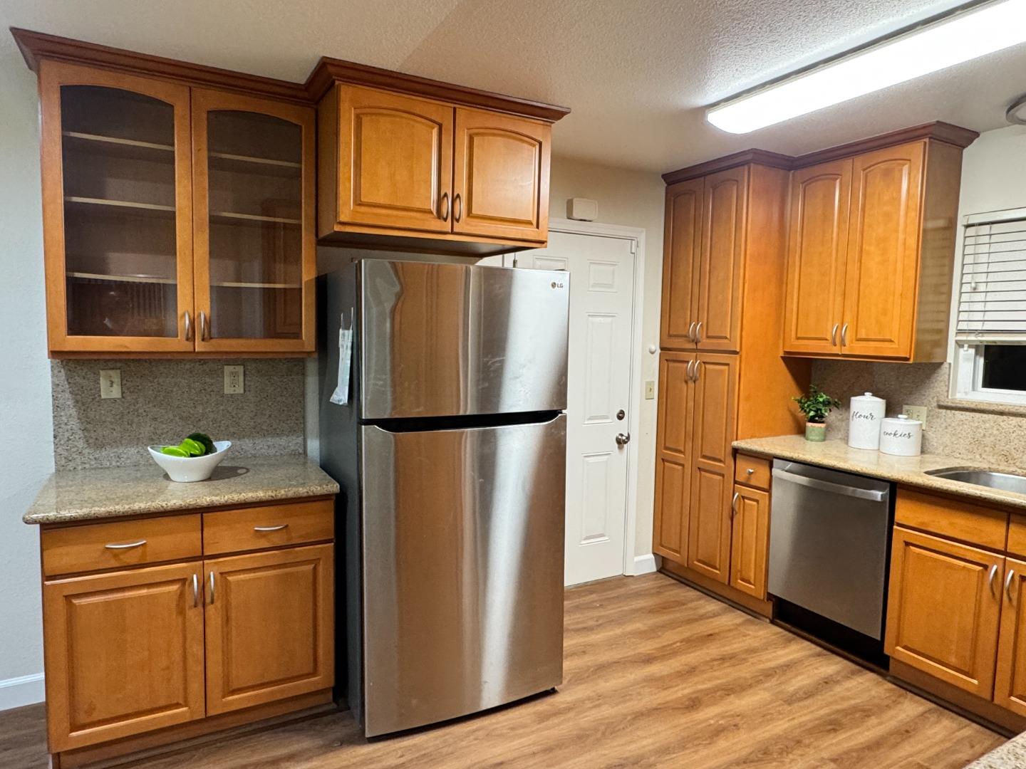 Detail Gallery Image 9 of 32 For 2329 Dorval Dr, San Jose,  CA 95130 - 4 Beds | 3 Baths