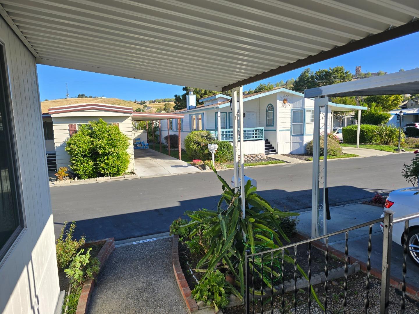 Detail Gallery Image 29 of 37 For 559 Mountain Home Dr #559,  San Jose,  CA 95136 - 3 Beds | 2 Baths