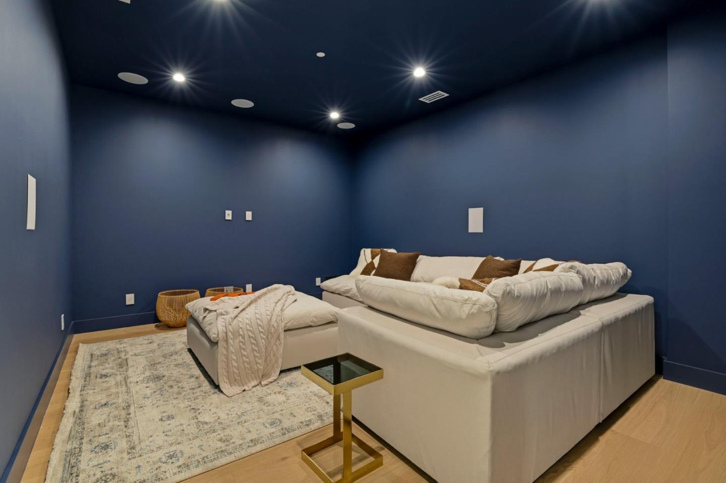 Detail Gallery Image 37 of 40 For 2319 Warner Range Ave, Menlo Park,  CA 94025 - 7 Beds | 8/1 Baths