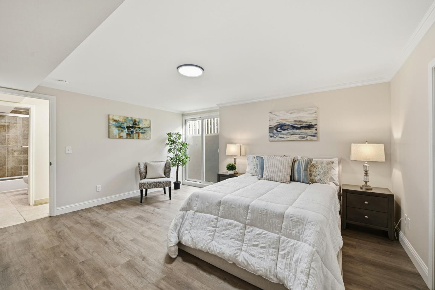 Detail Gallery Image 16 of 27 For 716 N 5th, San Jose,  CA 95112 - 6 Beds | 5 Baths