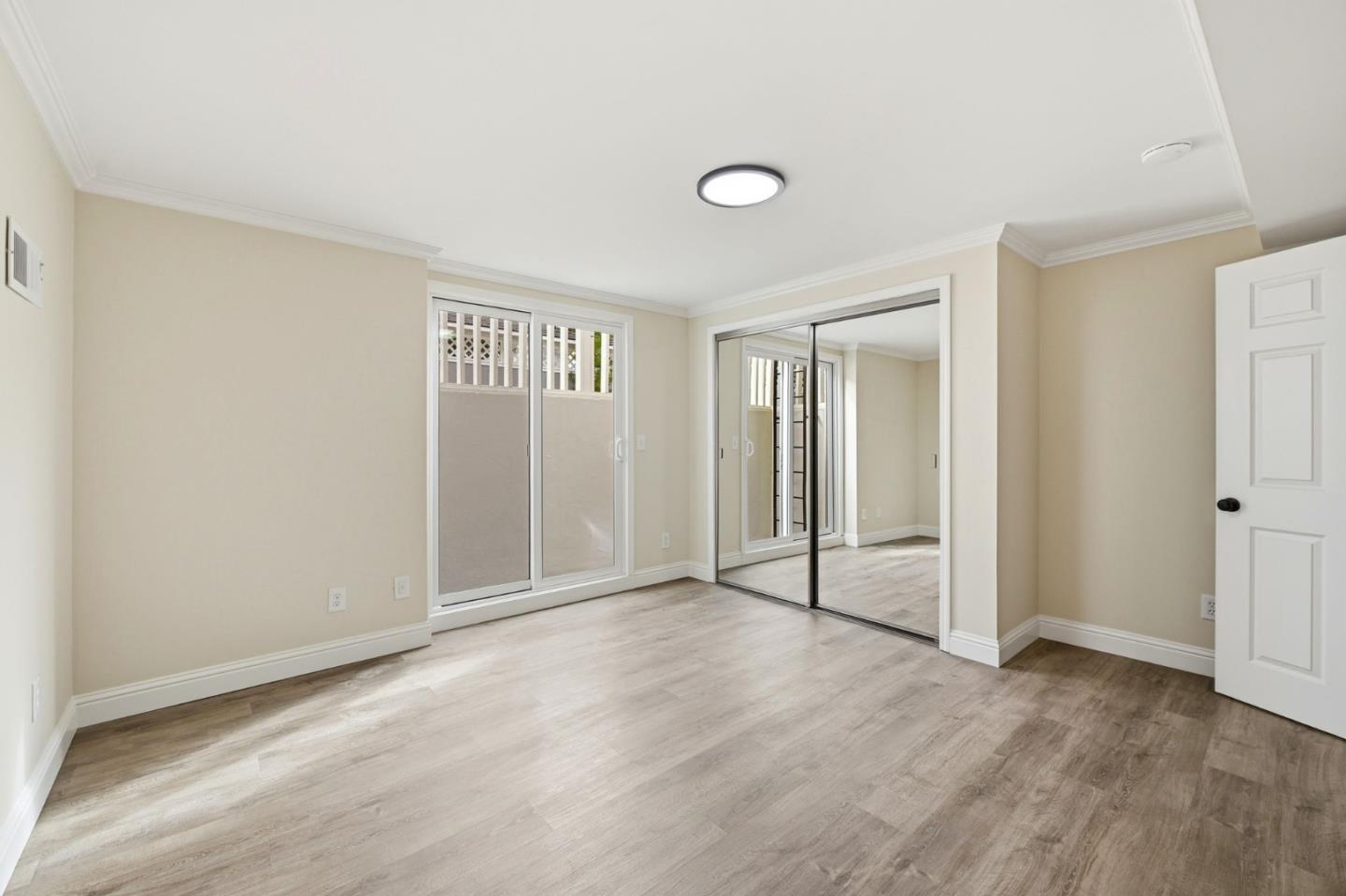 Detail Gallery Image 18 of 27 For 716 N 5th, San Jose,  CA 95112 - 6 Beds | 5 Baths