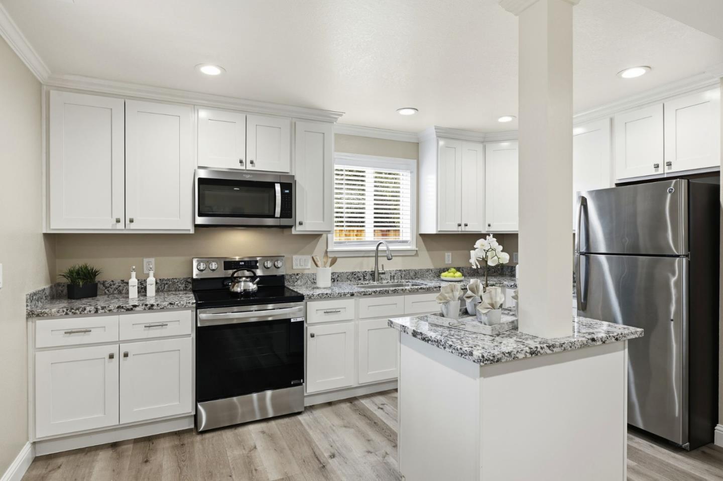 Detail Gallery Image 24 of 27 For 716 N 5th, San Jose,  CA 95112 - 6 Beds | 5 Baths