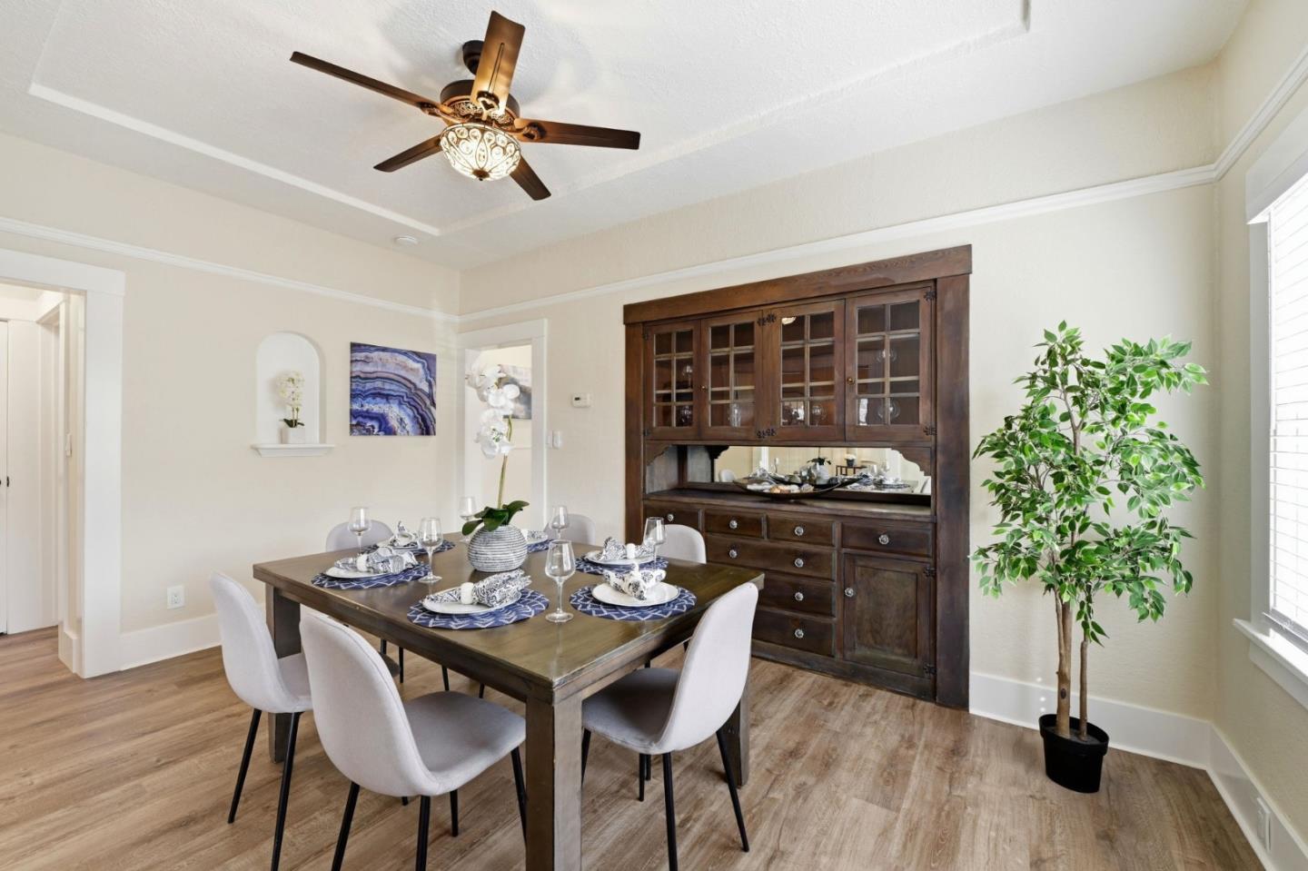 Detail Gallery Image 4 of 27 For 716 N 5th, San Jose,  CA 95112 - 6 Beds | 5 Baths