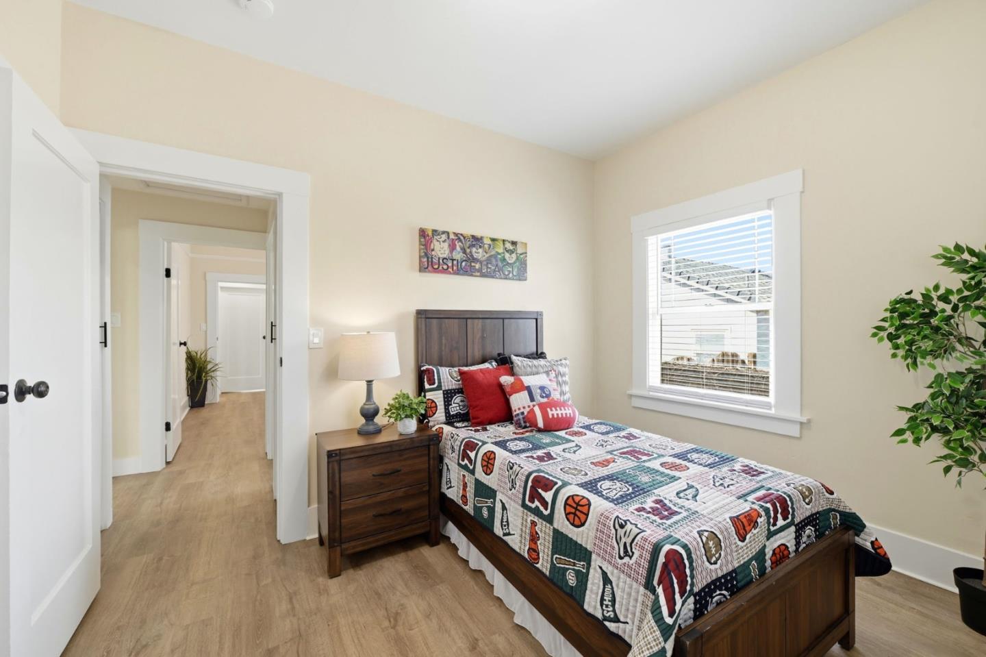 Detail Gallery Image 9 of 27 For 716 N 5th, San Jose,  CA 95112 - 6 Beds | 5 Baths