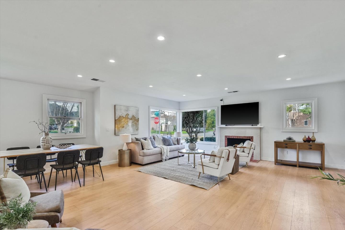 Detail Gallery Image 17 of 57 For 343 27th Ave, San Mateo,  CA 94403 - 4 Beds | 2 Baths