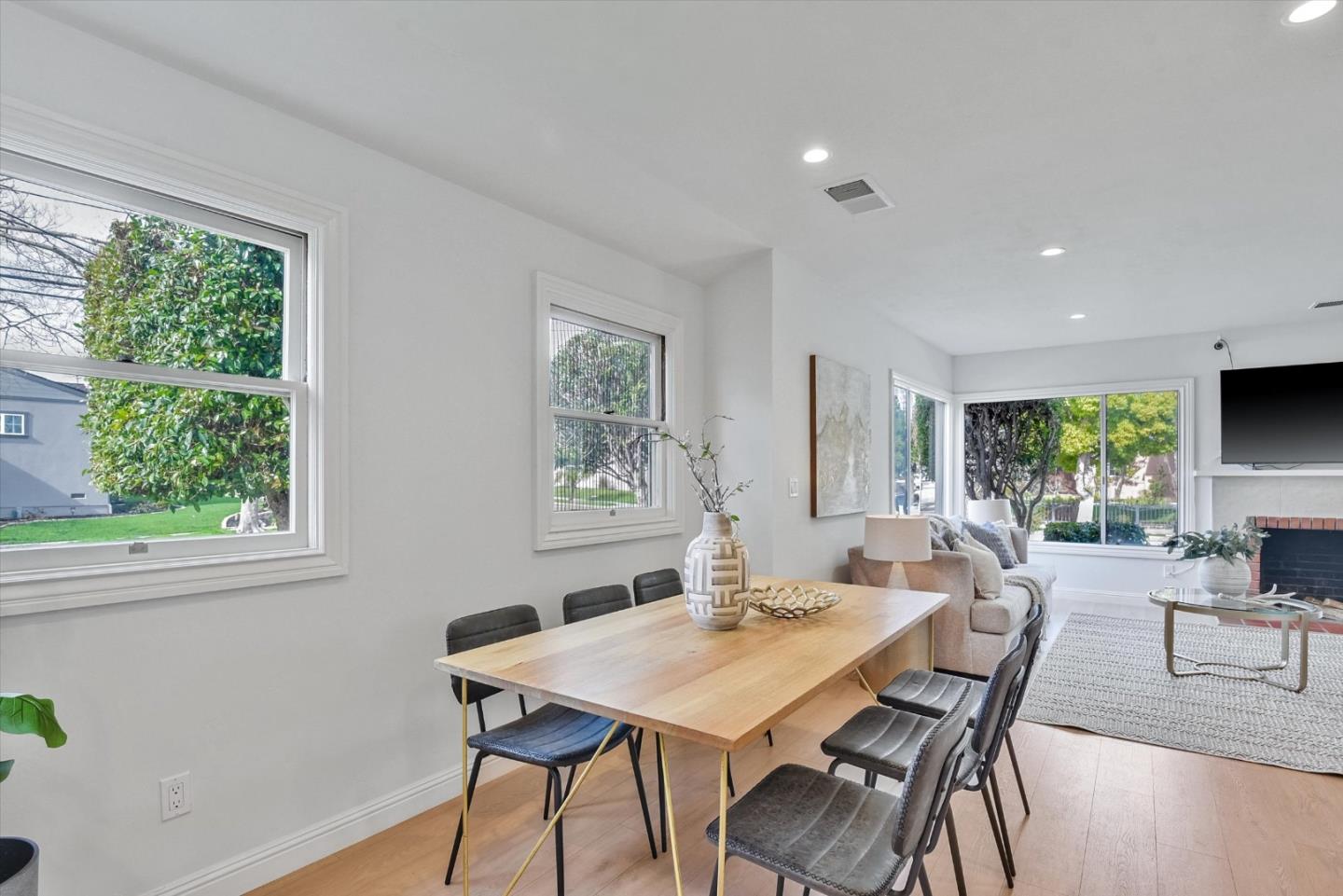 Detail Gallery Image 19 of 57 For 343 27th Ave, San Mateo,  CA 94403 - 4 Beds | 2 Baths