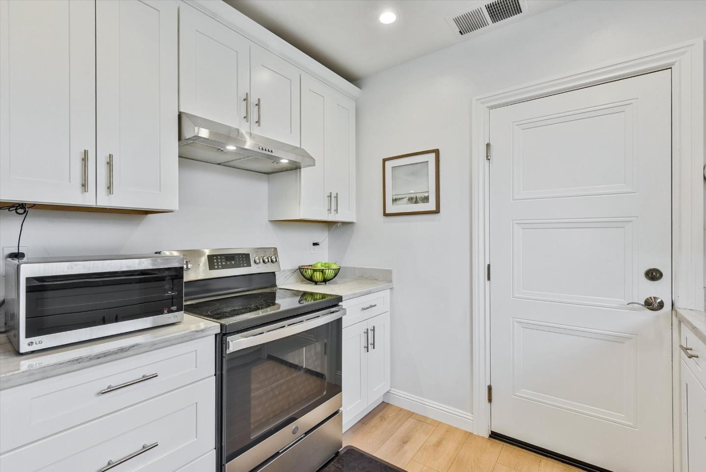 Detail Gallery Image 25 of 57 For 343 27th Ave, San Mateo,  CA 94403 - 4 Beds | 2 Baths