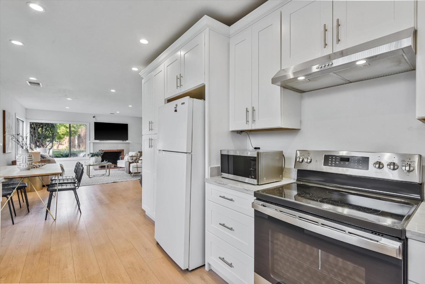 Detail Gallery Image 26 of 57 For 343 27th Ave, San Mateo,  CA 94403 - 4 Beds | 2 Baths