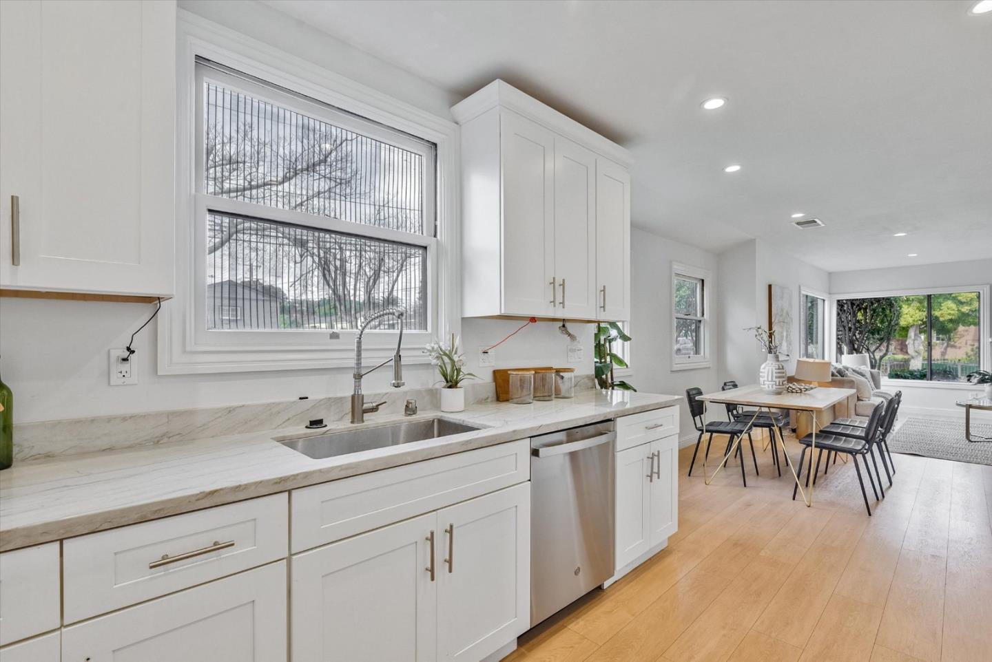 Detail Gallery Image 27 of 57 For 343 27th Ave, San Mateo,  CA 94403 - 4 Beds | 2 Baths