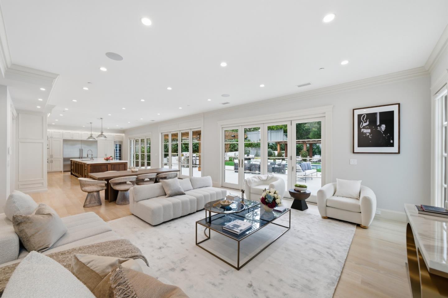 Detail Gallery Image 12 of 93 For 830 Bromfield Rd, San Mateo,  CA 94402 - 4 Beds | 4/2 Baths