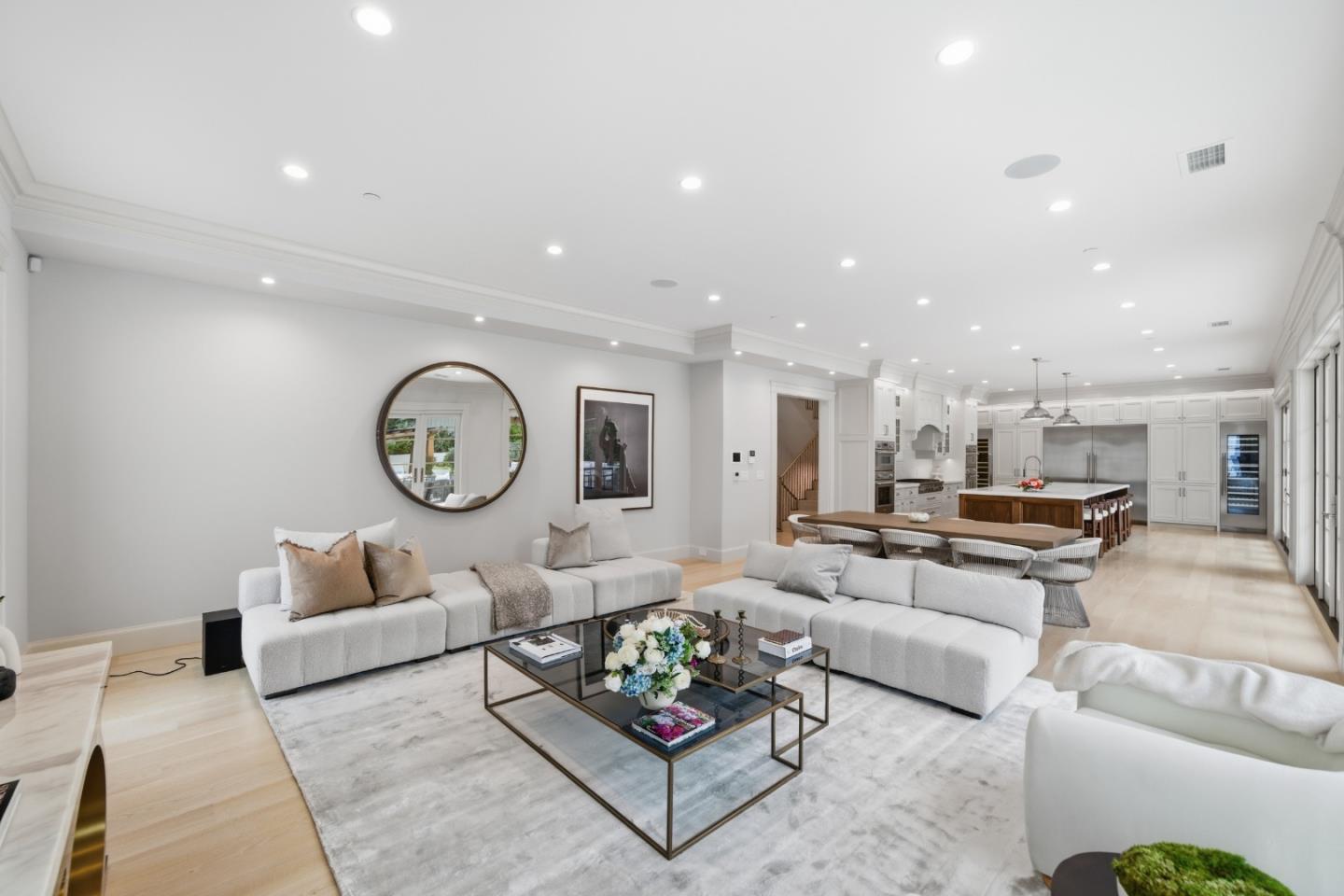 Detail Gallery Image 13 of 93 For 830 Bromfield Rd, San Mateo,  CA 94402 - 4 Beds | 4/2 Baths