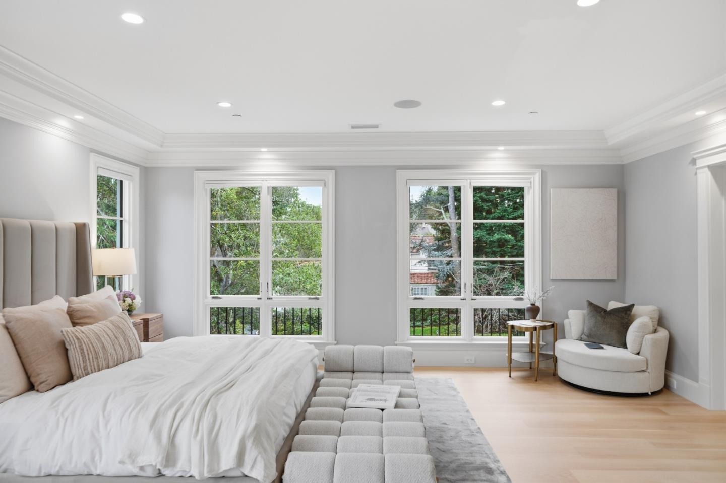 Detail Gallery Image 35 of 93 For 830 Bromfield Rd, San Mateo,  CA 94402 - 4 Beds | 4/2 Baths