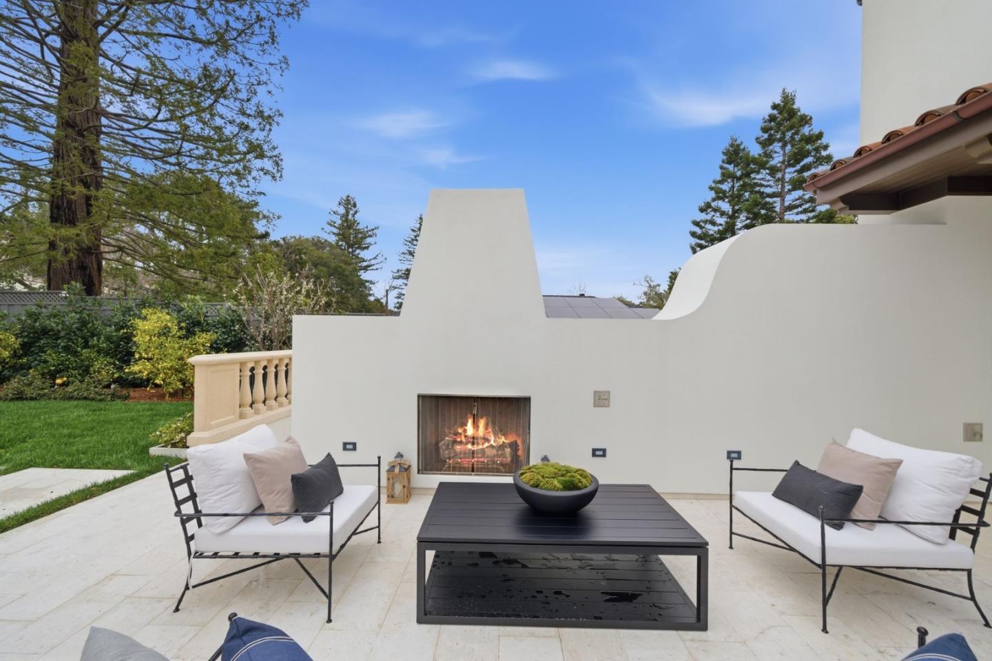 Detail Gallery Image 69 of 93 For 830 Bromfield Rd, San Mateo,  CA 94402 - 4 Beds | 4/2 Baths