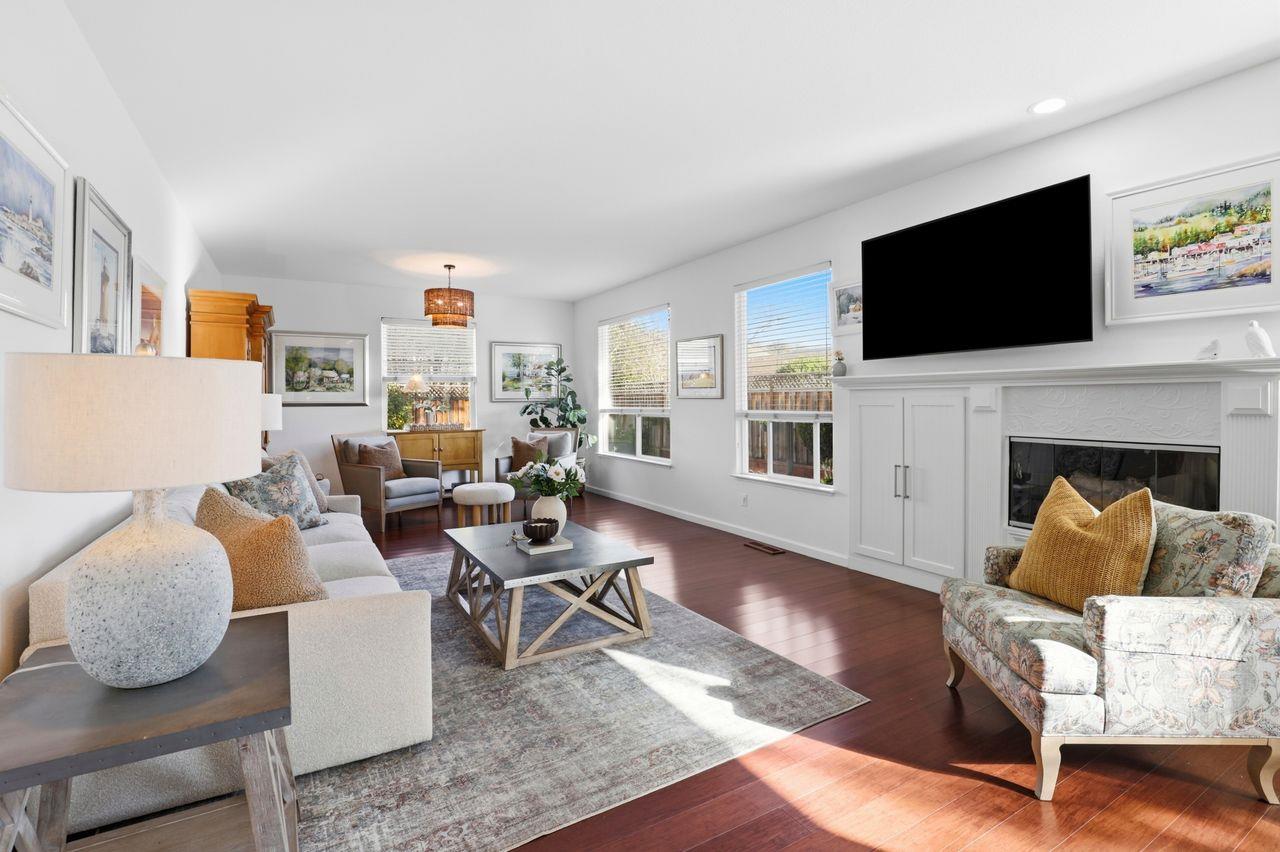 Detail Gallery Image 11 of 45 For 1320 Heritage Way, Gilroy,  CA 95020 - 4 Beds | 3 Baths