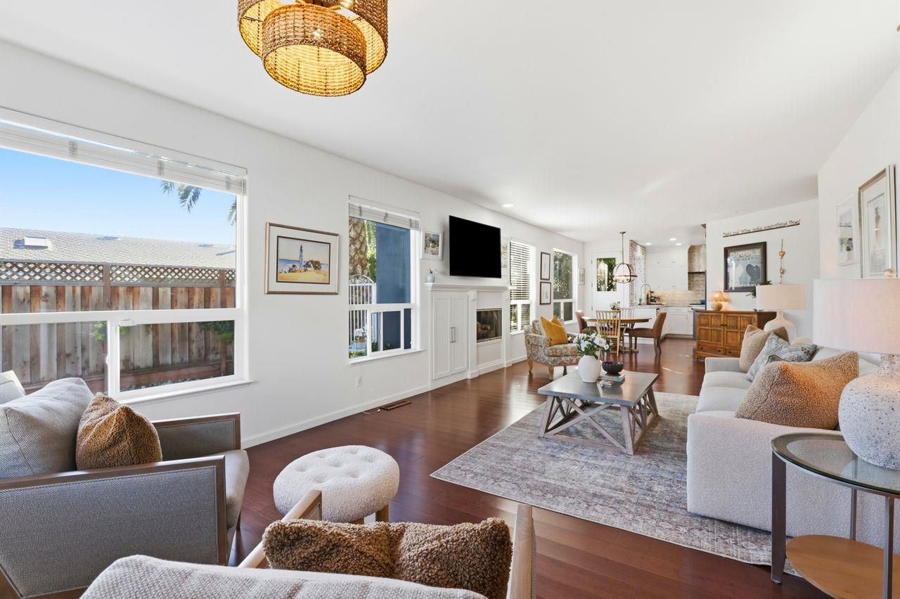 Detail Gallery Image 13 of 45 For 1320 Heritage Way, Gilroy,  CA 95020 - 4 Beds | 3 Baths