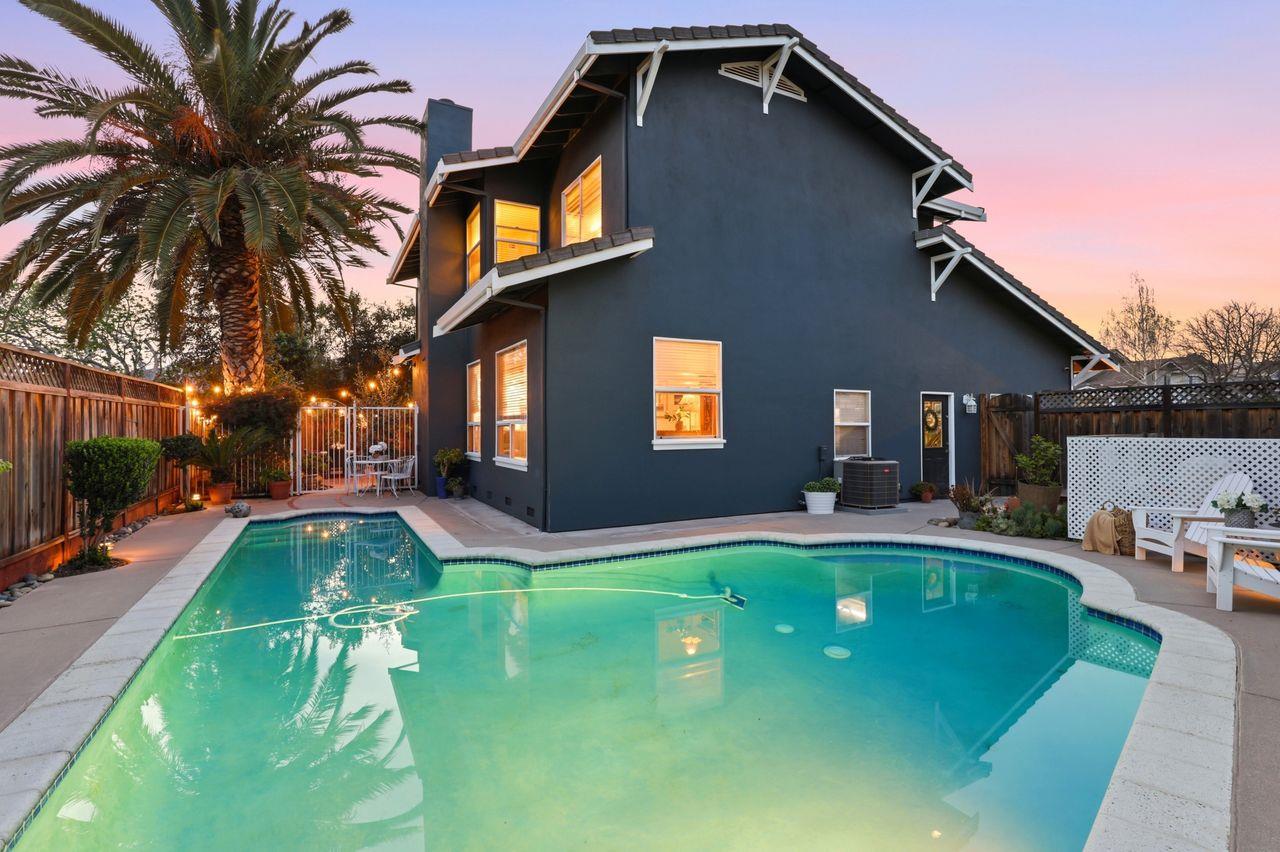 Detail Gallery Image 40 of 45 For 1320 Heritage Way, Gilroy,  CA 95020 - 4 Beds | 3 Baths