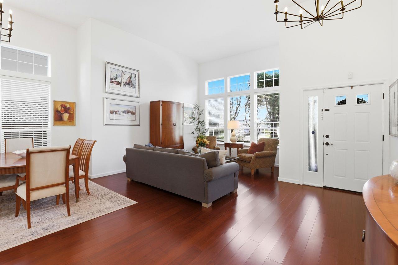 Detail Gallery Image 8 of 45 For 1320 Heritage Way, Gilroy,  CA 95020 - 4 Beds | 3 Baths