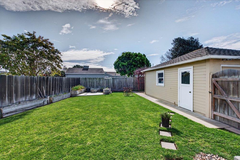 Detail Gallery Image 24 of 38 For 14 San Juan Dr, Salinas,  CA 93901 - 2 Beds | 2 Baths