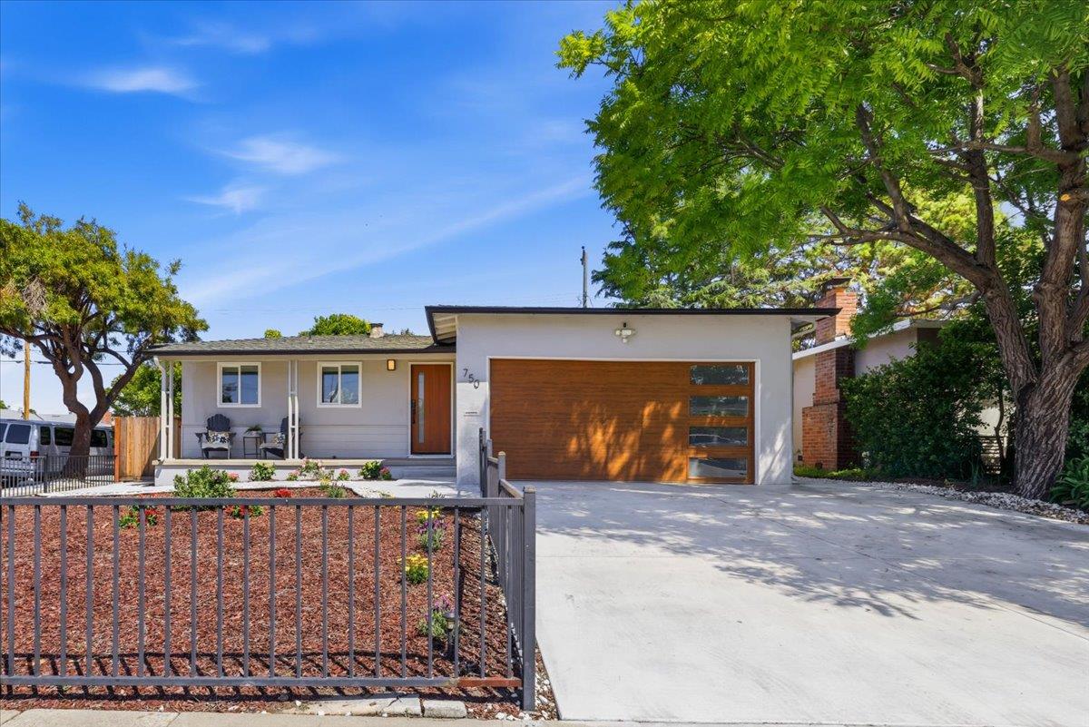 Front Image Thumbnail for ML82035858