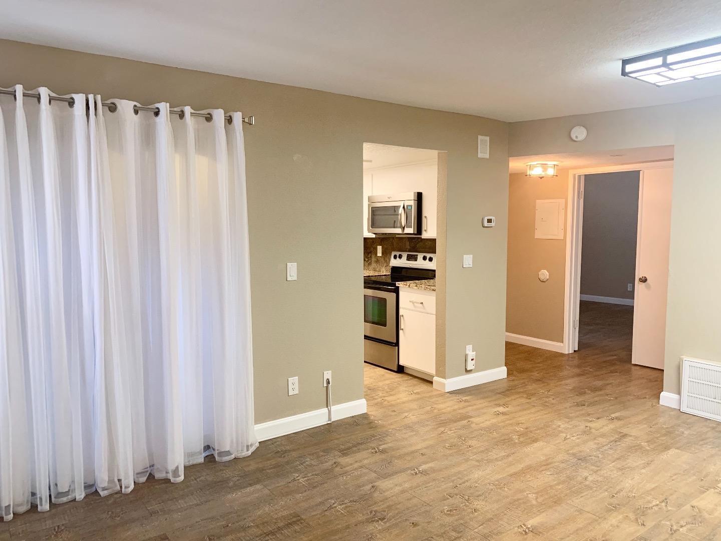 Detail Gallery Image 12 of 15 For 5412 Makati Cir, San Jose,  CA 95123 - 1 Beds | 1 Baths