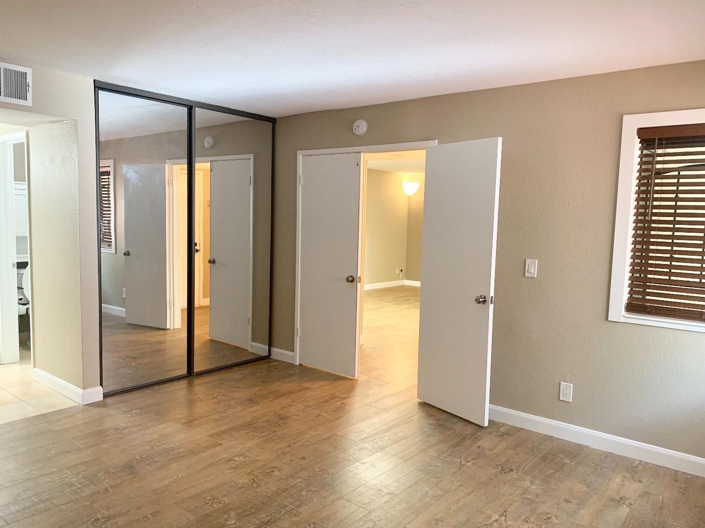 Detail Gallery Image 6 of 15 For 5412 Makati Cir, San Jose,  CA 95123 - 1 Beds | 1 Baths