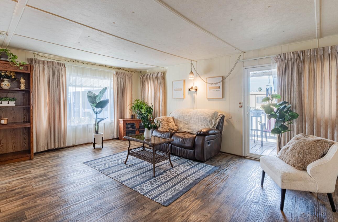 Detail Gallery Image 3 of 22 For 55 San Juan Grade Rd #79,  Salinas,  CA 93906 - 2 Beds | 2 Baths