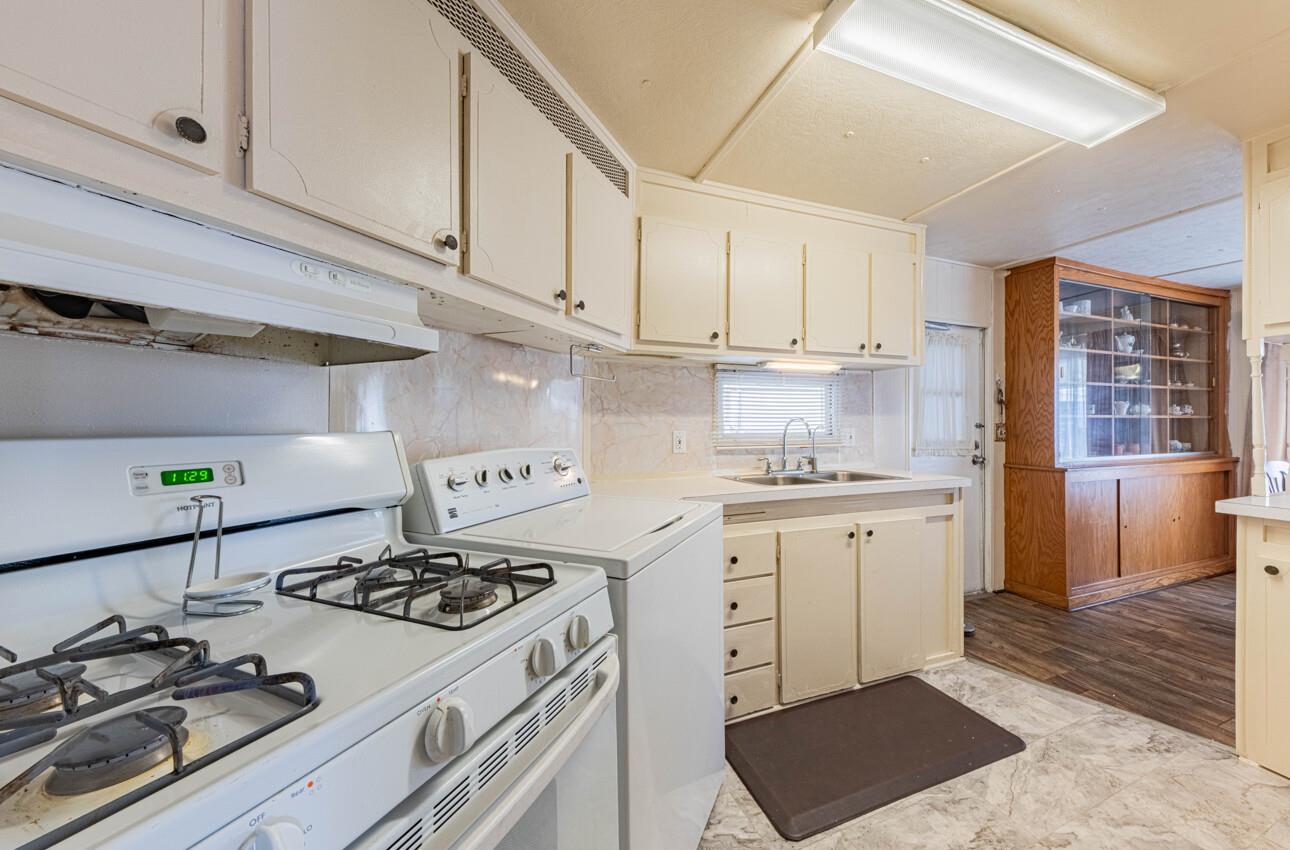 Detail Gallery Image 9 of 22 For 55 San Juan Grade Rd #79,  Salinas,  CA 93906 - 2 Beds | 2 Baths