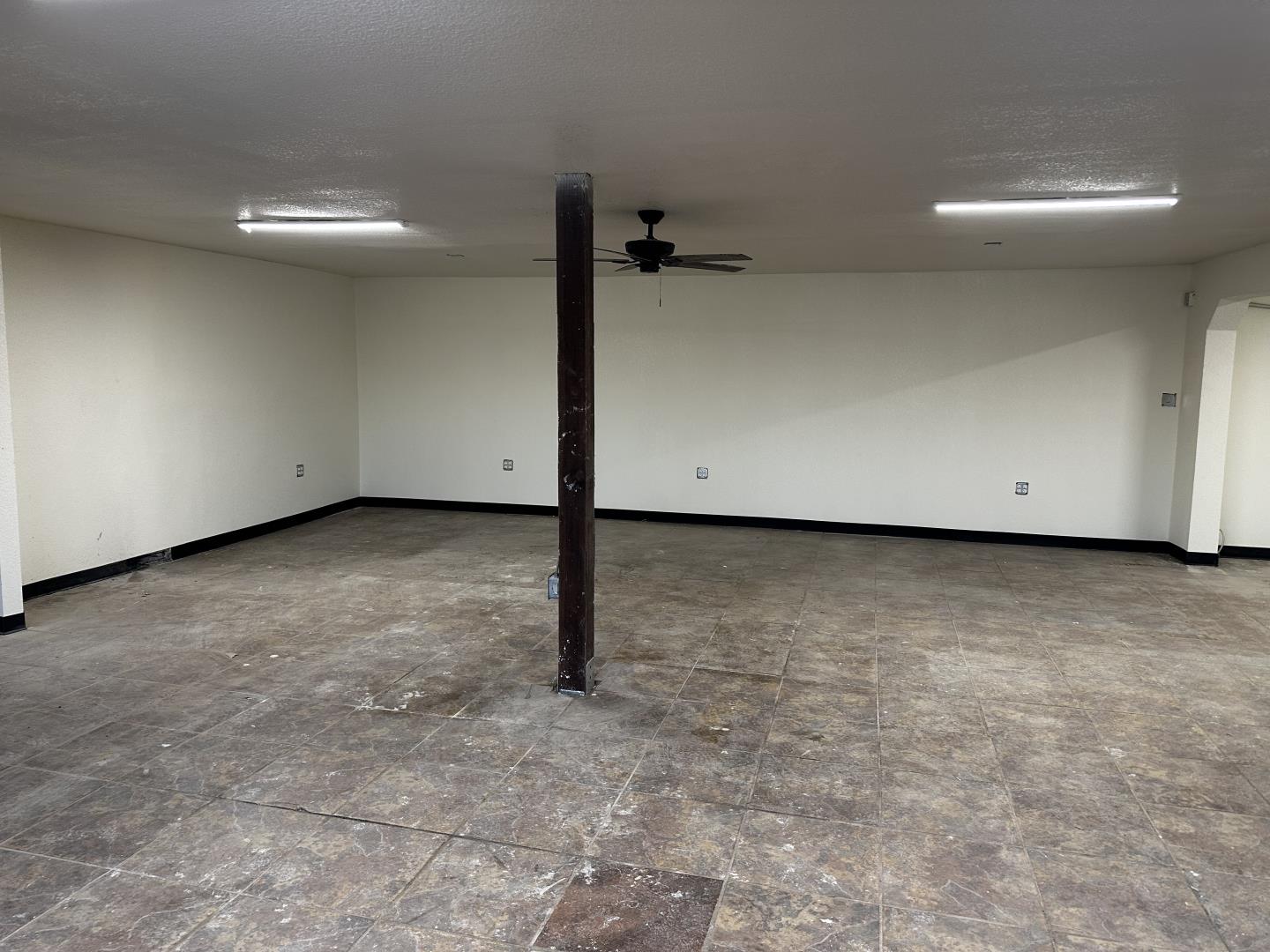 Detail Gallery Image 8 of 18 For 20860 Avenue 18 1/2 Ave #20886,  Madera,  CA 93637 - – Beds | – Baths