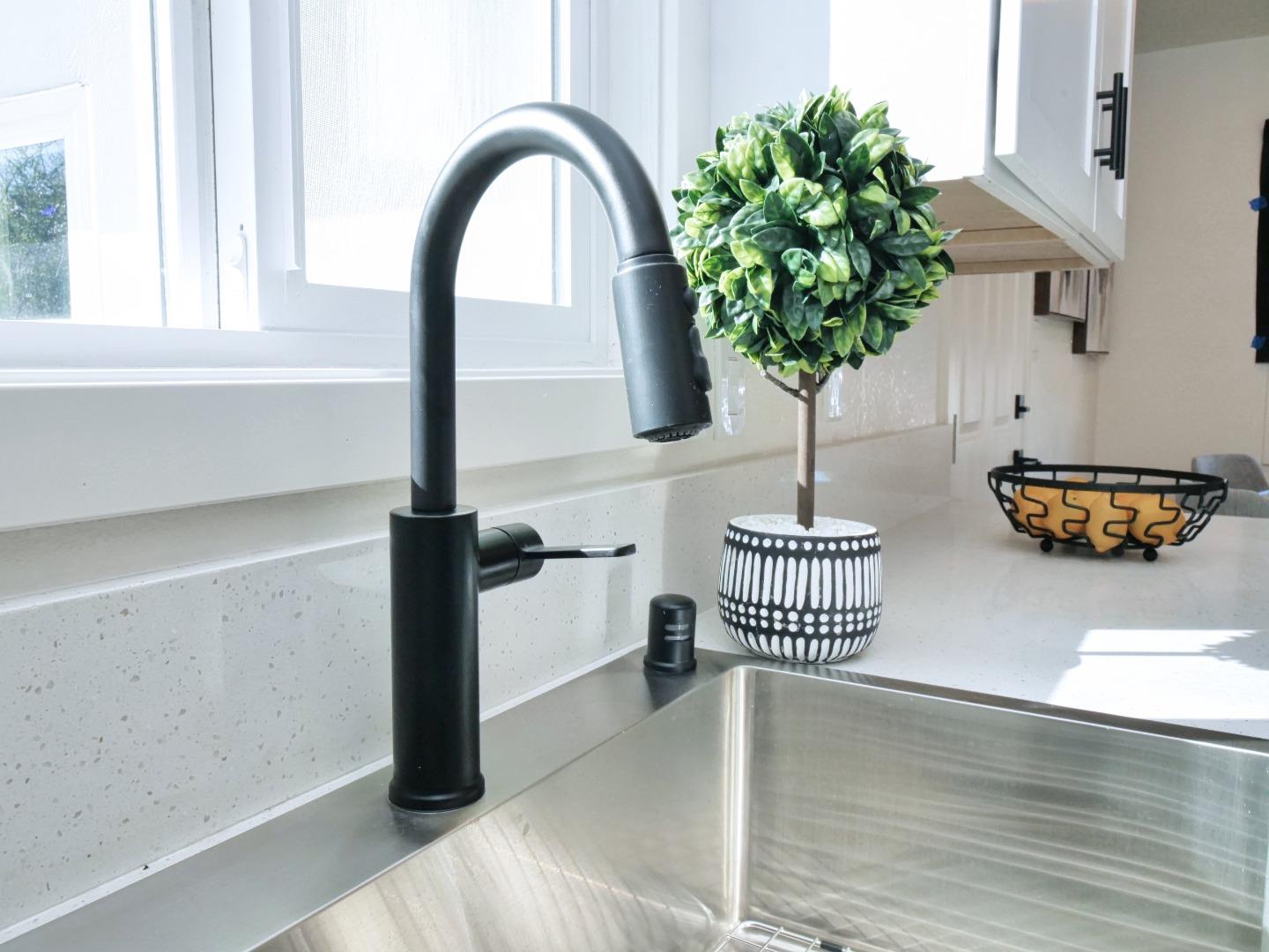 Detail Gallery Image 6 of 23 For 10273 Agnes Cir, Rancho Cordova,  CA 95670 - 3 Beds | 1 Baths